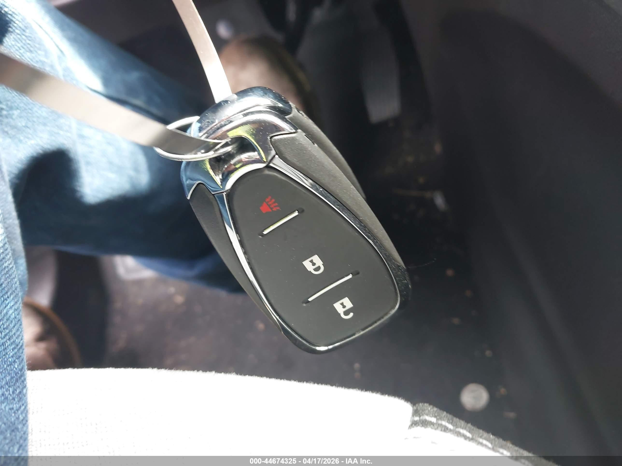 CHEVROLET EQUINOX image 11