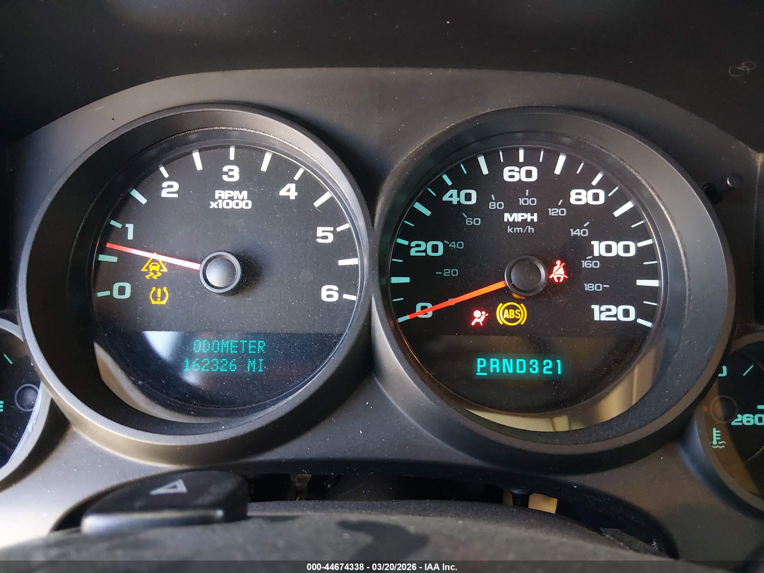 CHEVROLET SILVERADO image 7