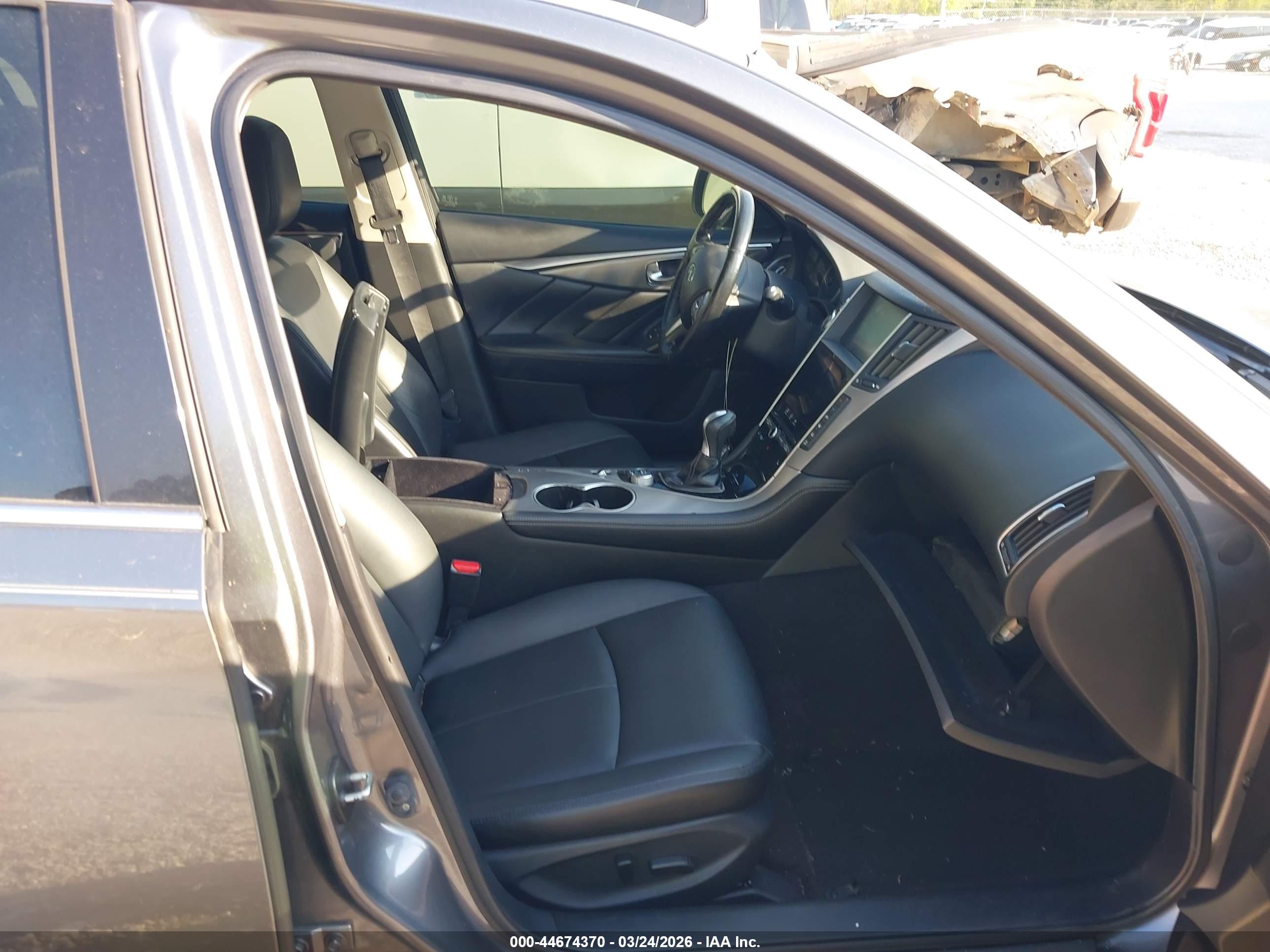 INFINITI Q50 image 5