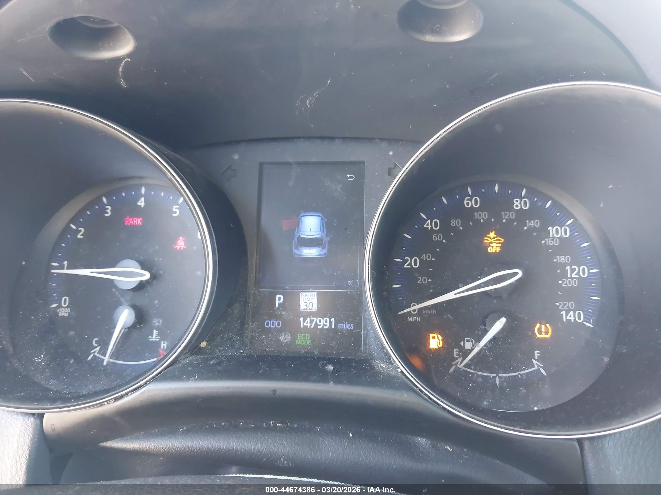 TOYOTA C-HR image 7