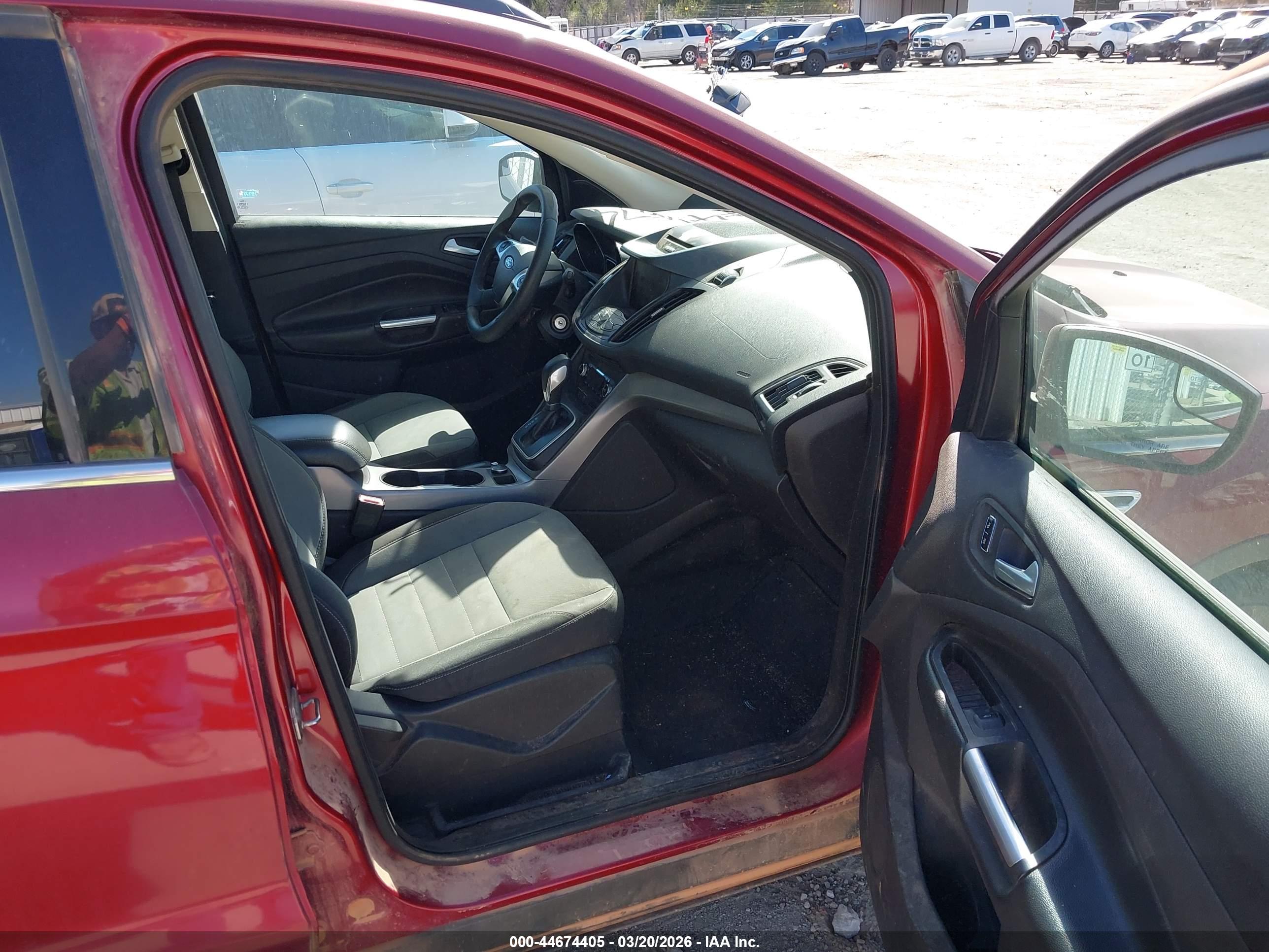 FORD ESCAPE image 5