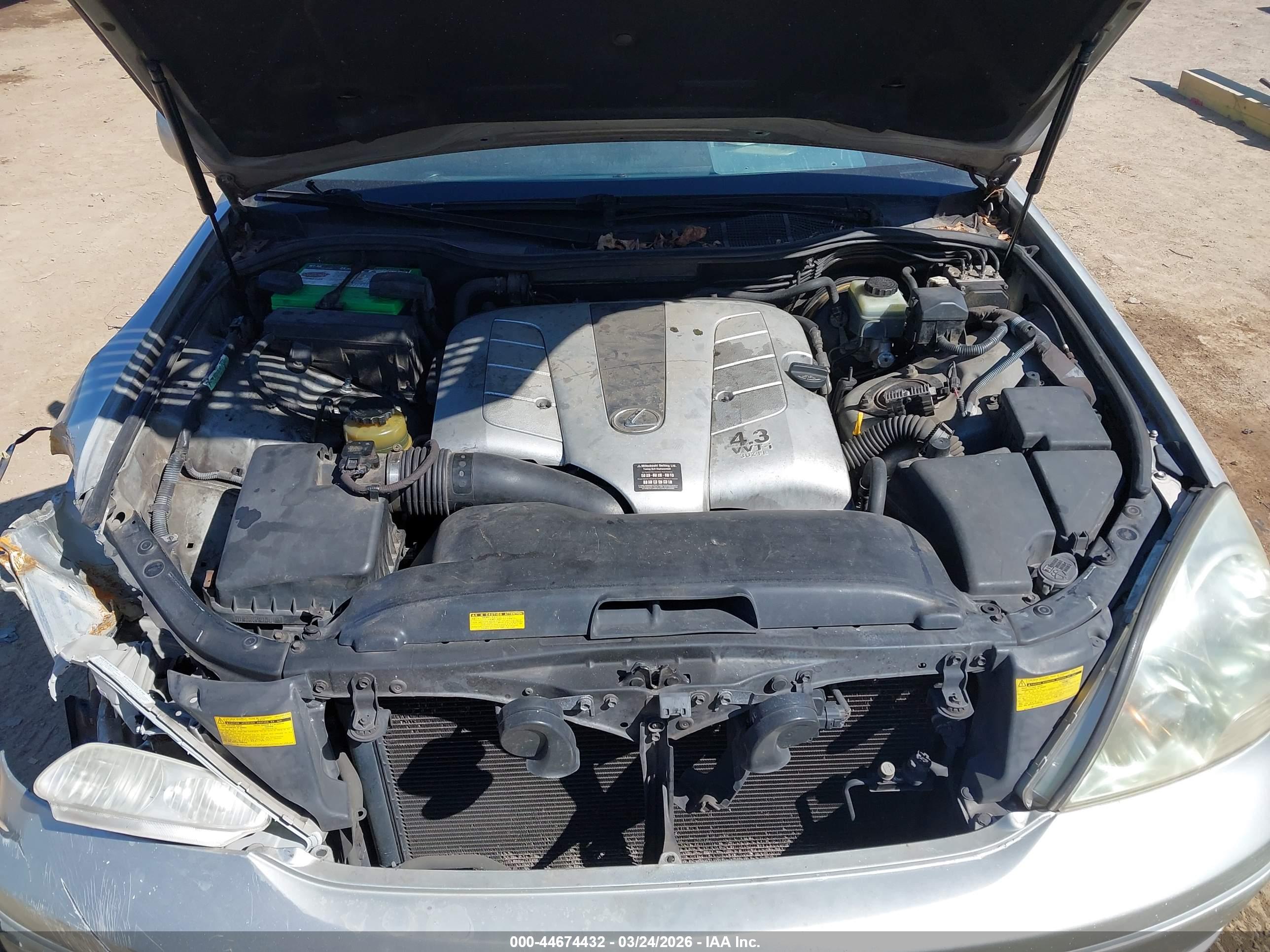 LEXUS LS image 10