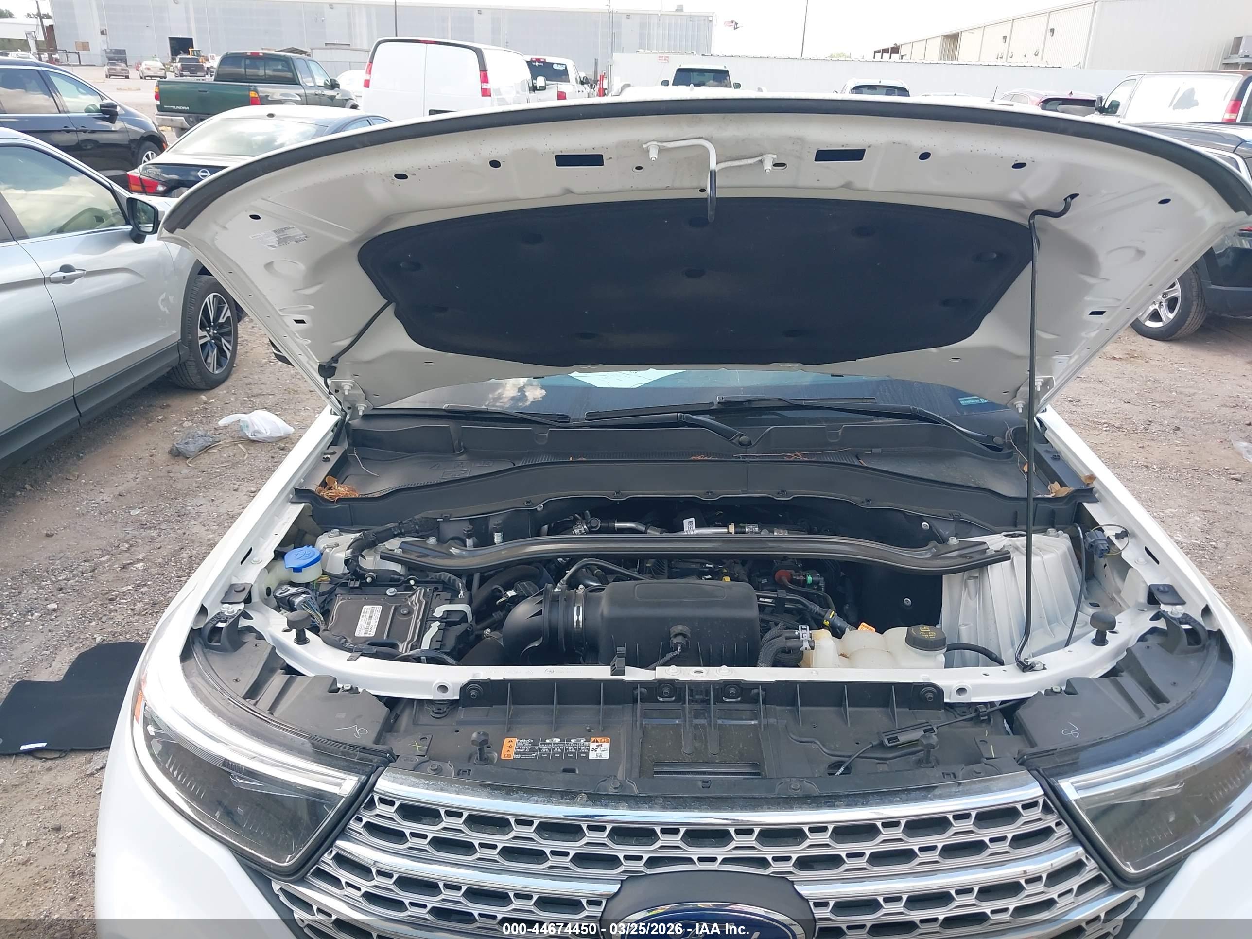 FORD EXPLORER image 10
