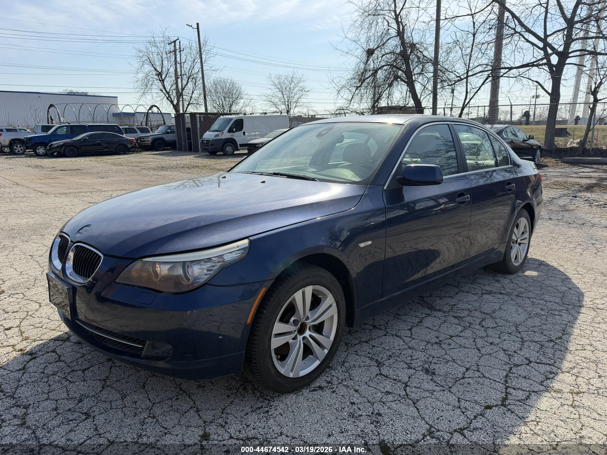 BMW 528I image 2