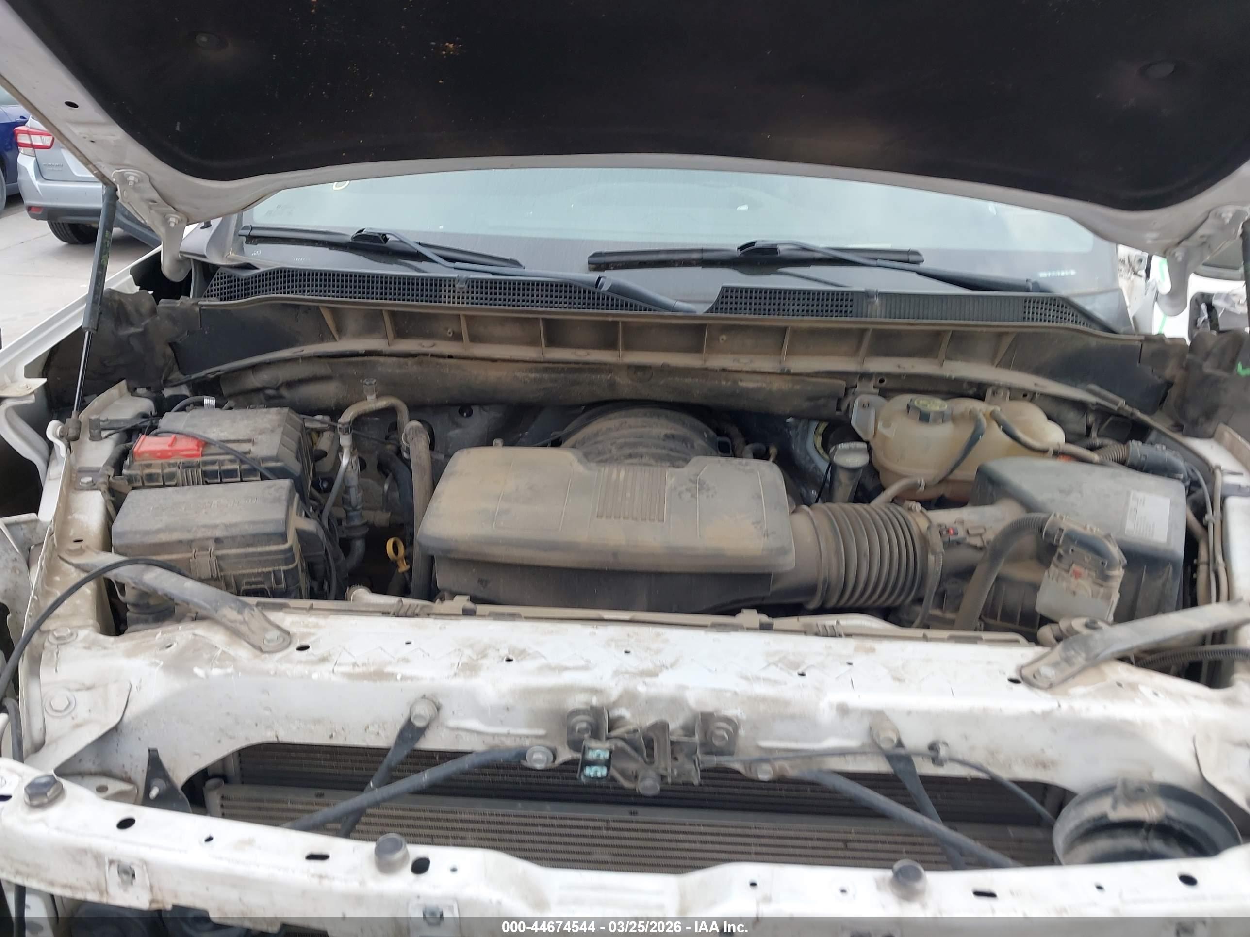 CHEVROLET SILVERADO image 10