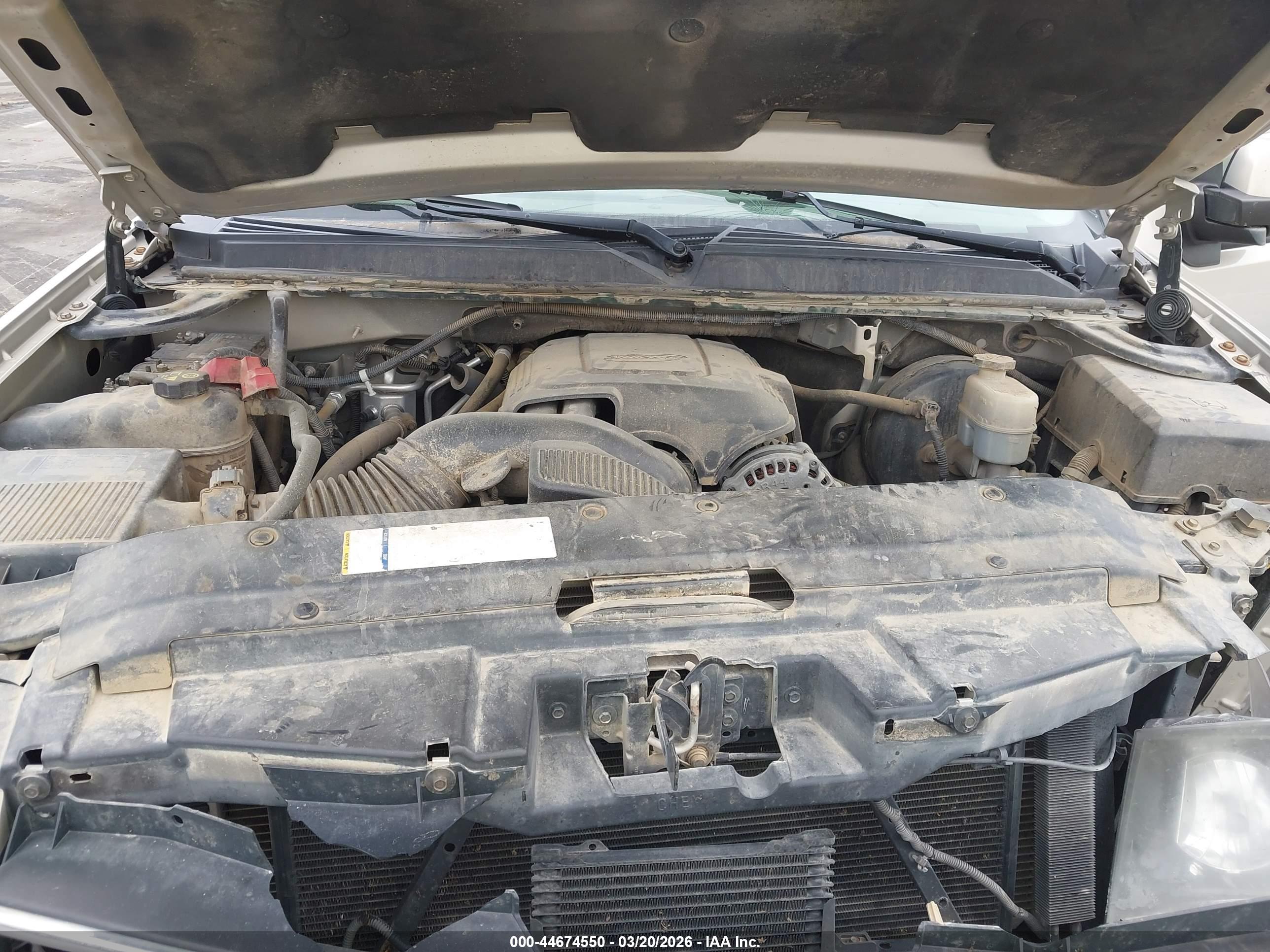 CHEVROLET TAHOE image 10