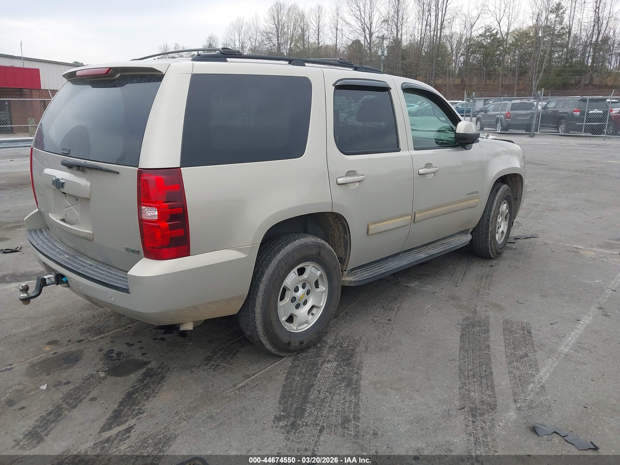CHEVROLET TAHOE image 4