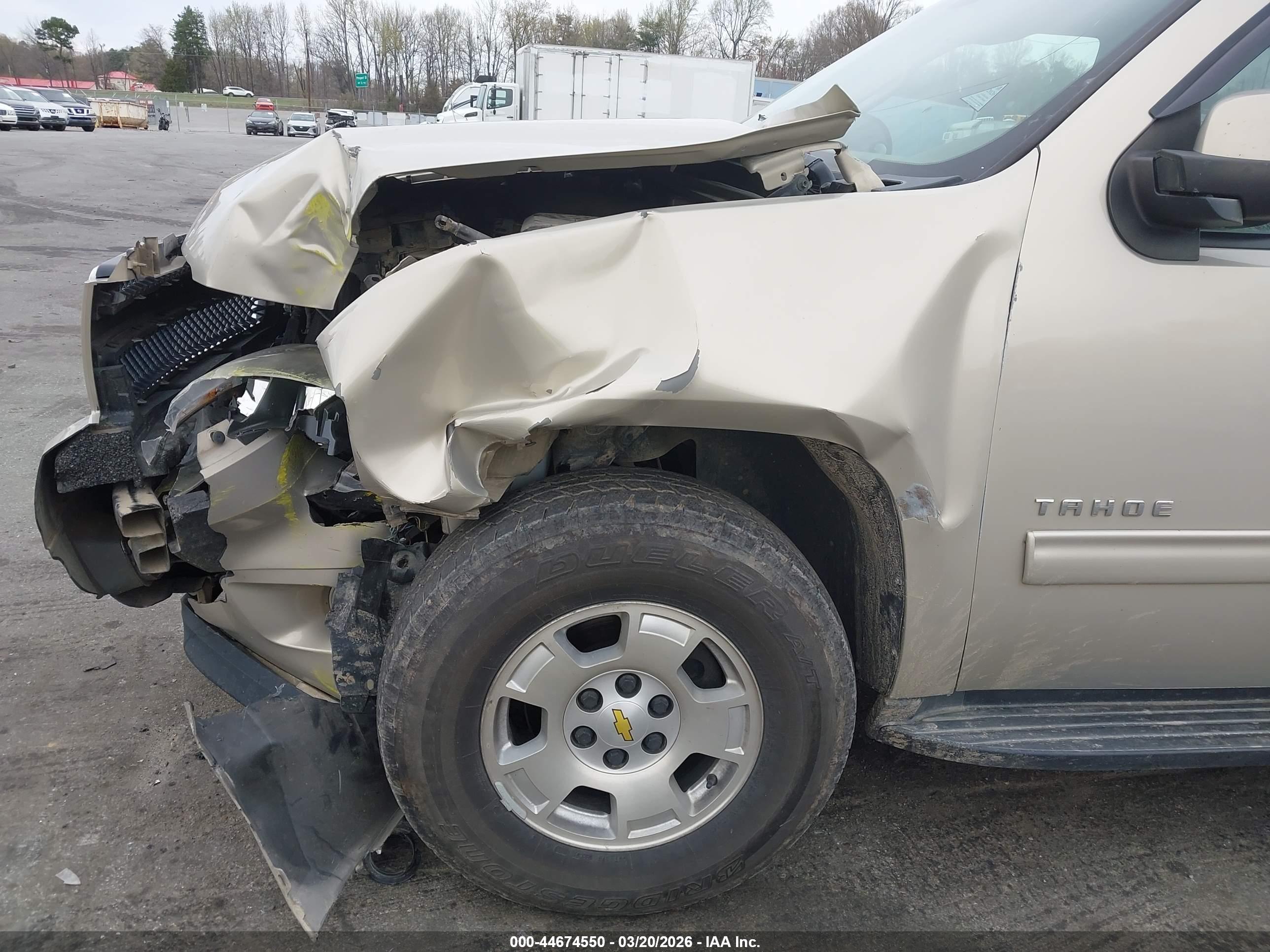 CHEVROLET TAHOE image 6