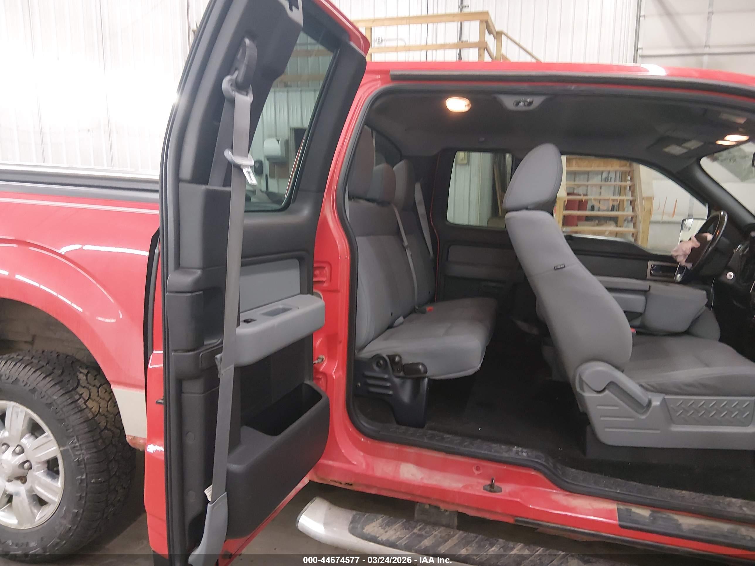 FORD F-150 image 8