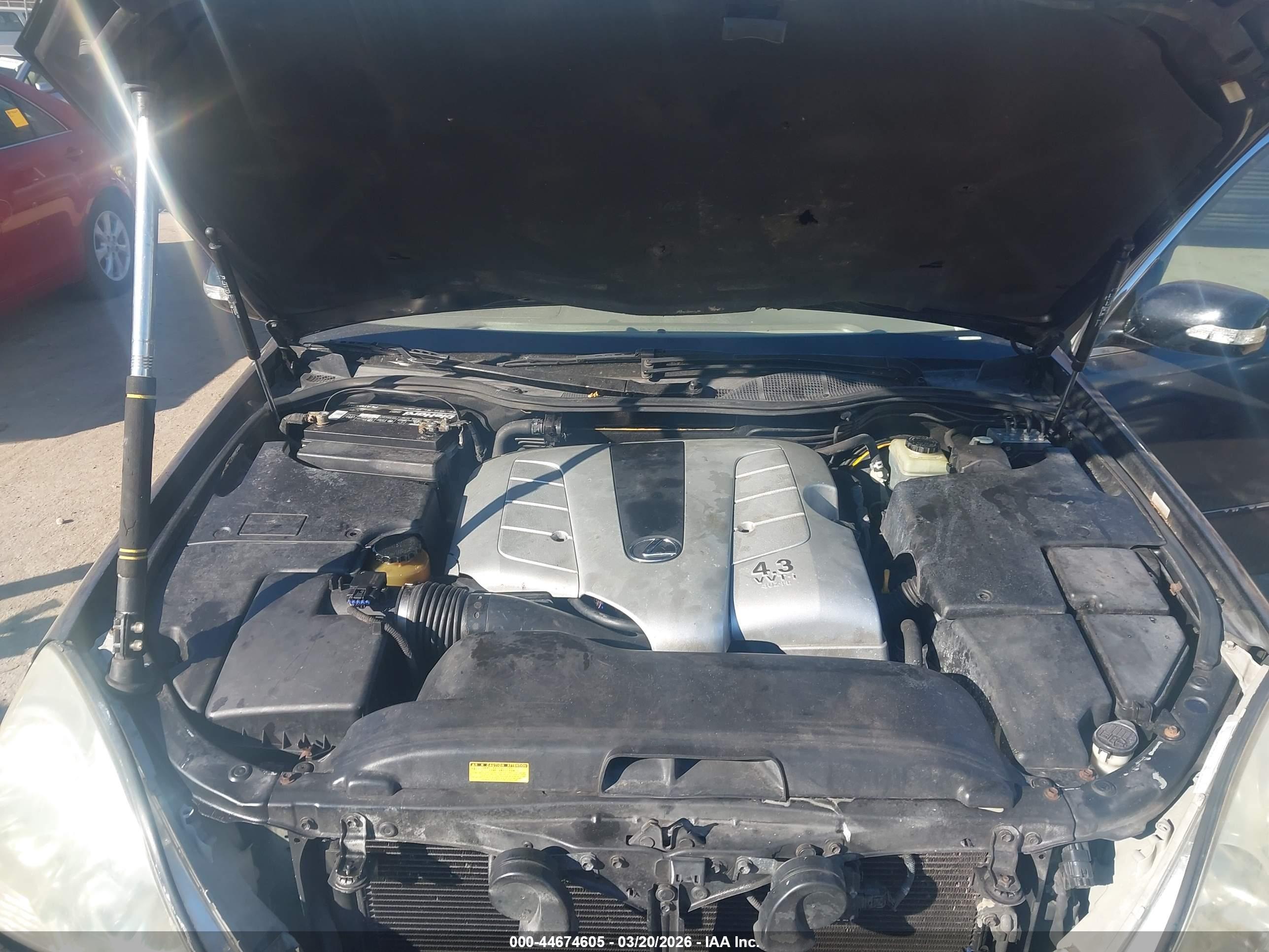 LEXUS LS image 10