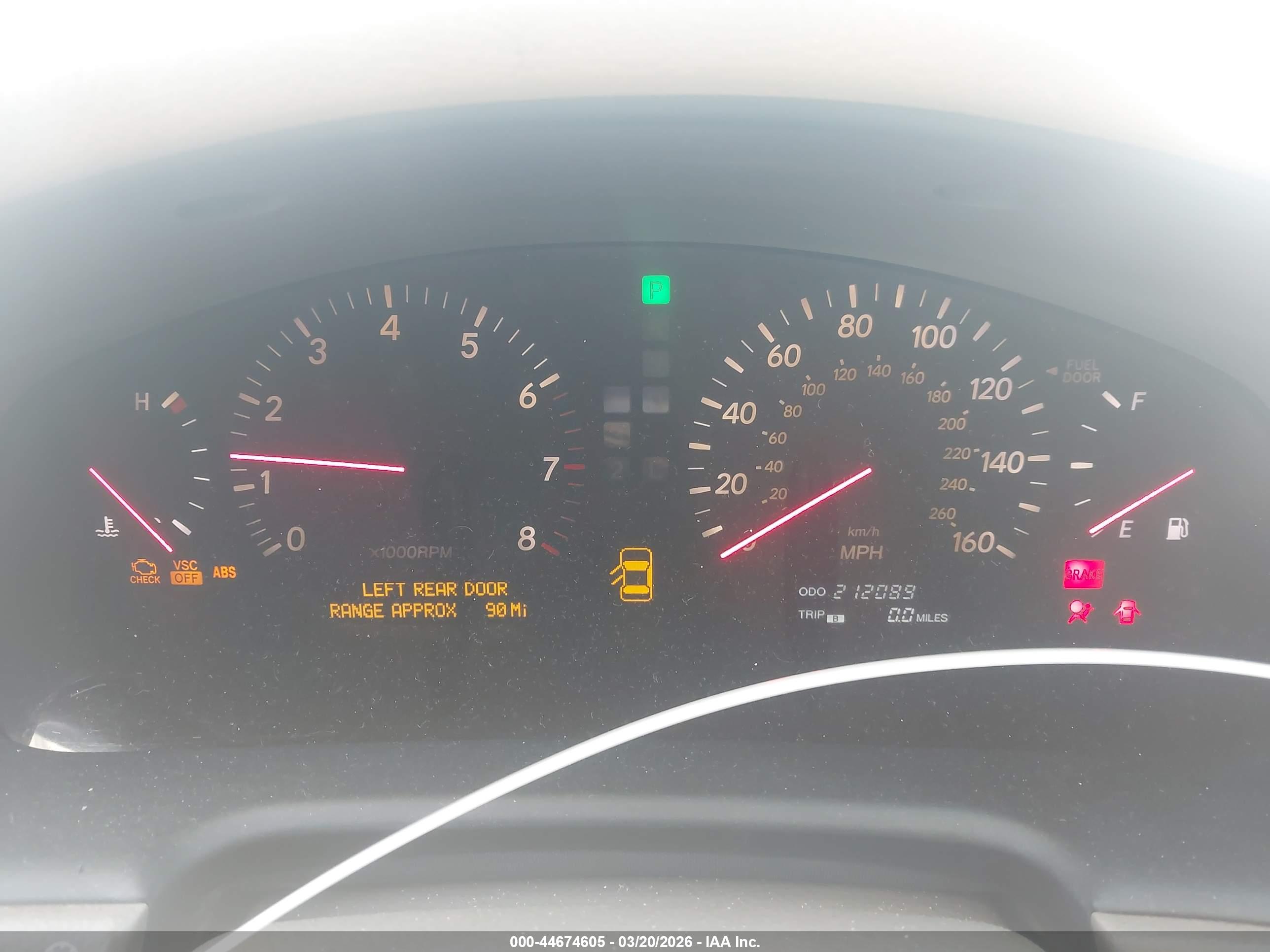 LEXUS LS image 7