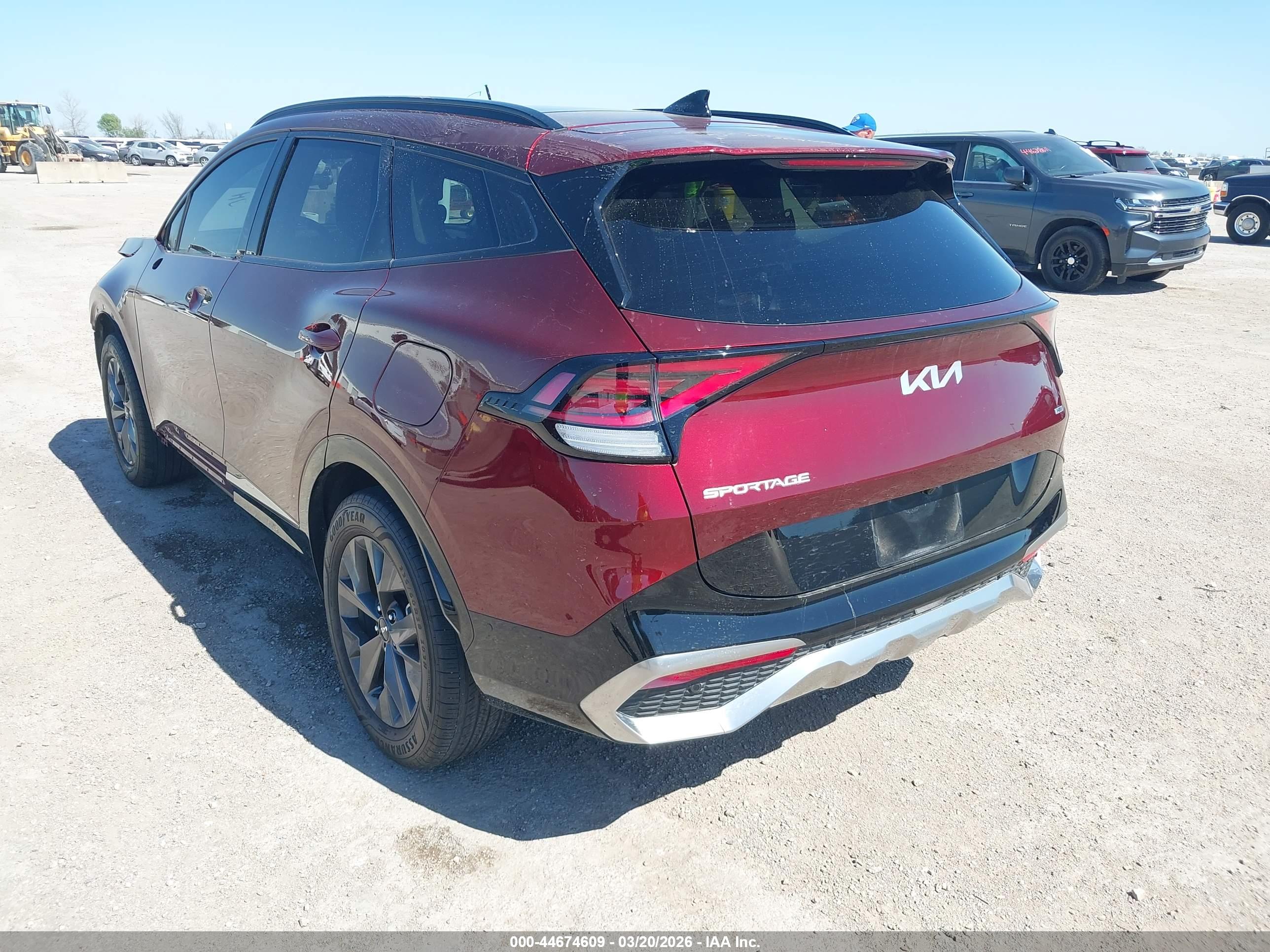 KIA SPORTAGE image 3