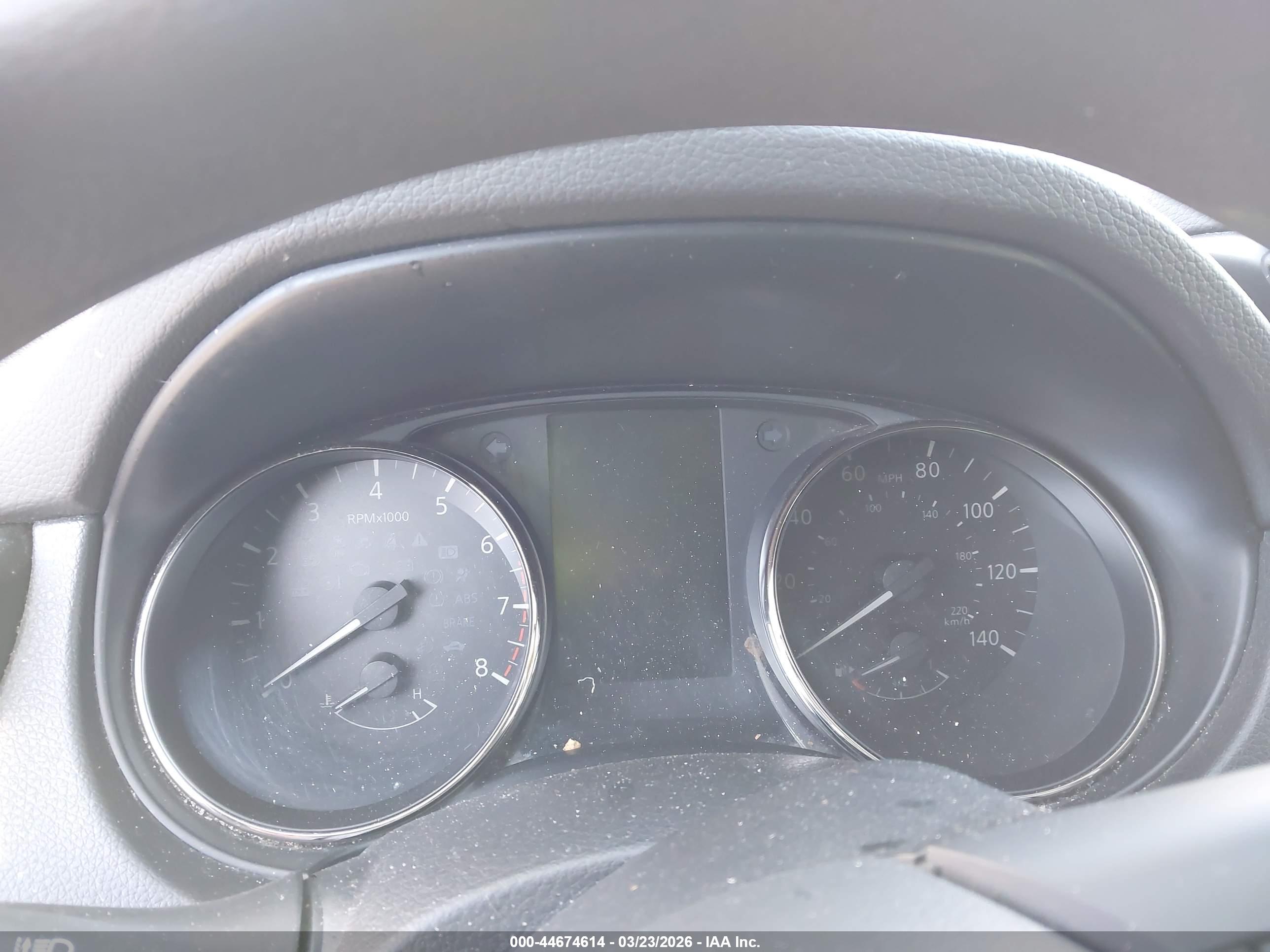 NISSAN ROGUE image 7