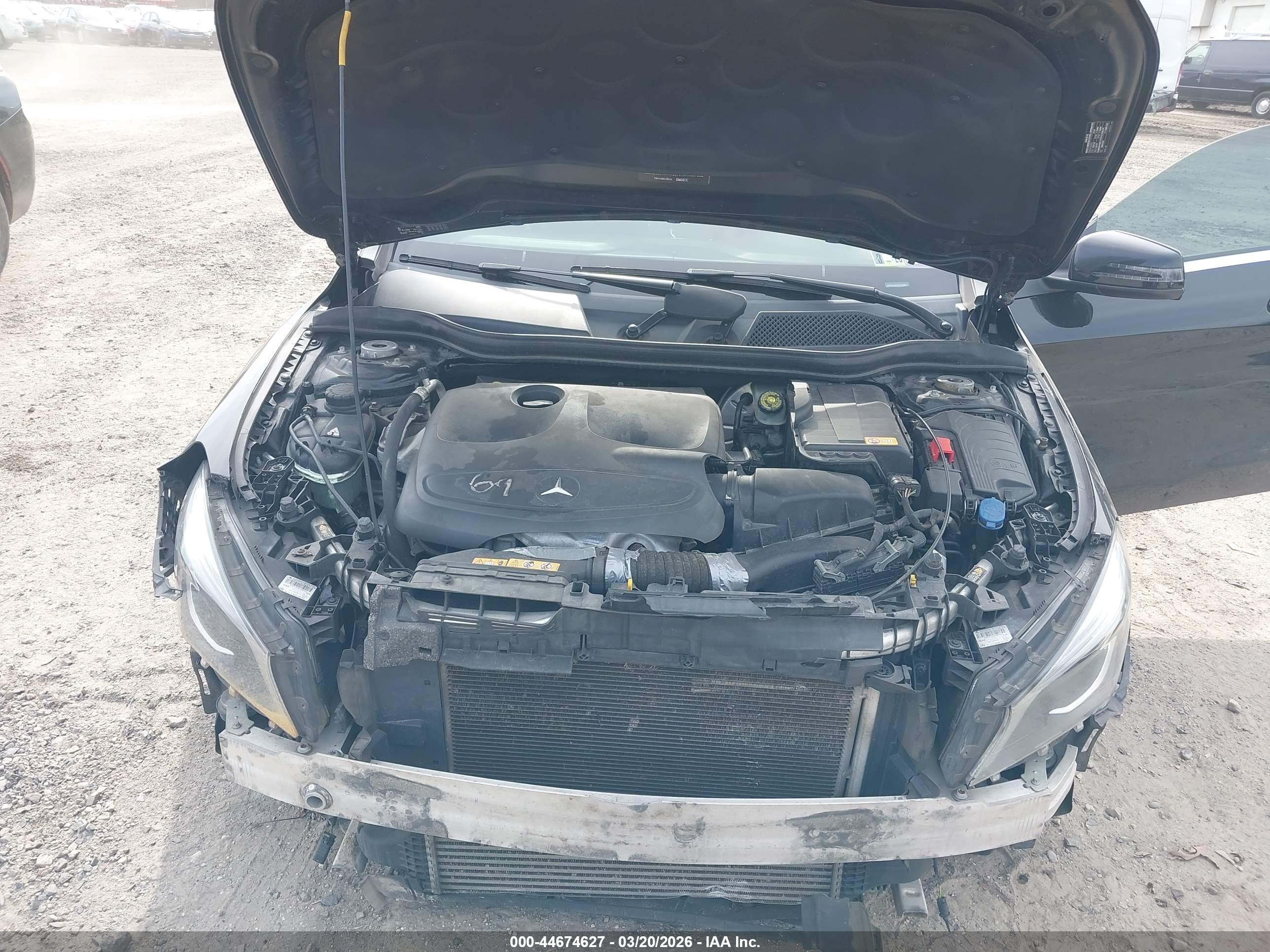 MERCEDES-BENZ CLA image 10