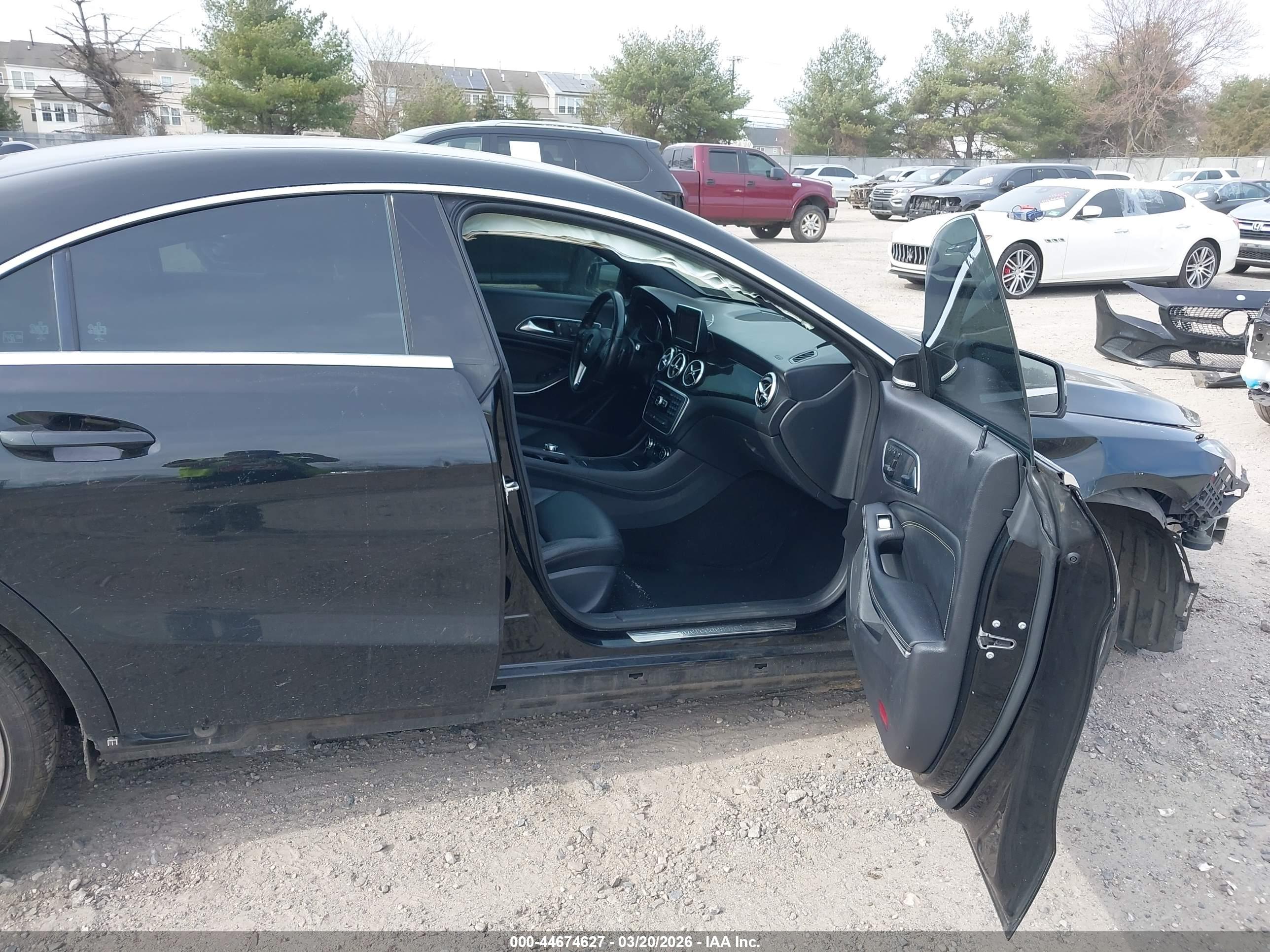 MERCEDES-BENZ CLA image 5