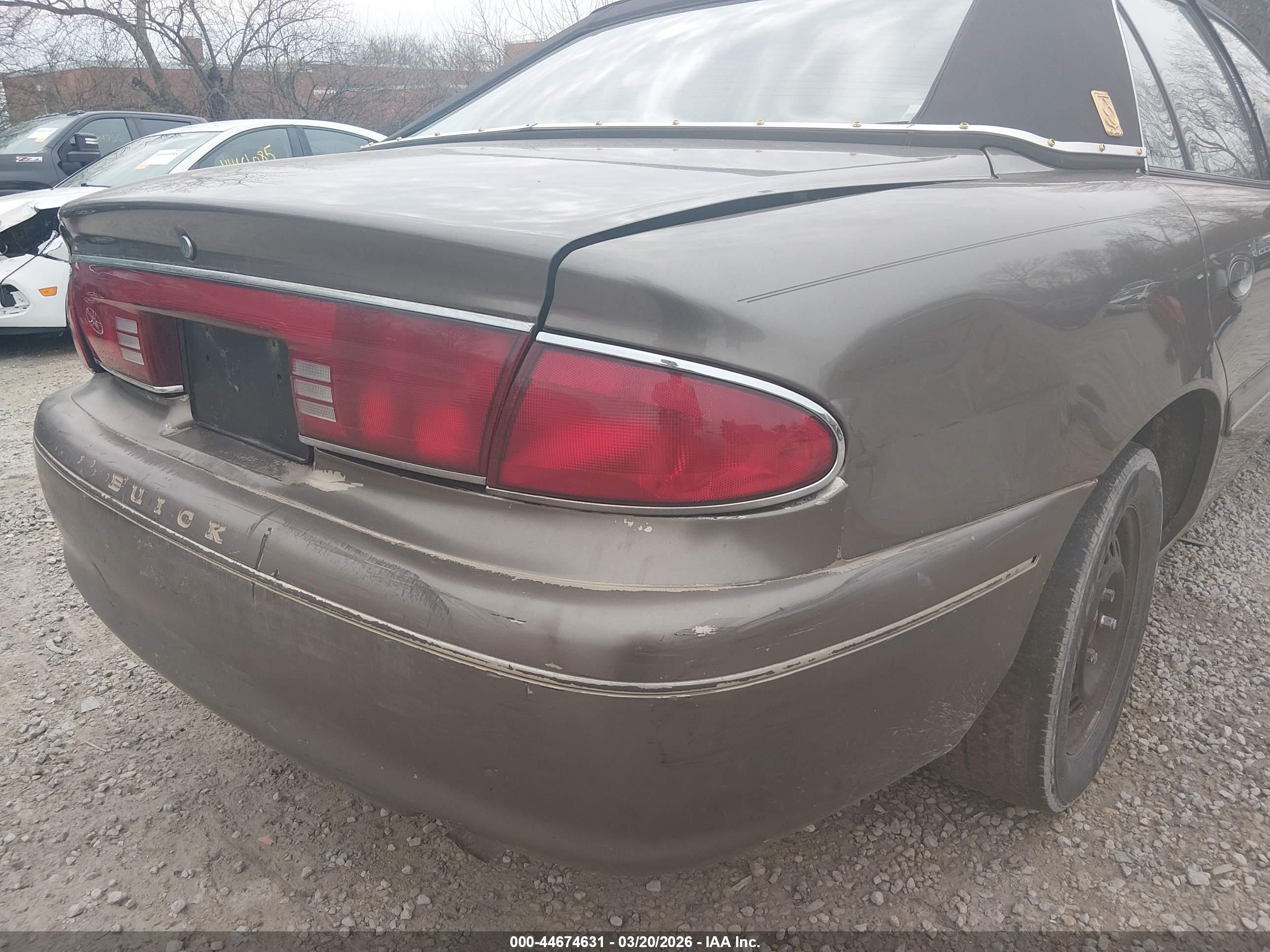 BUICK CENTURY image 6