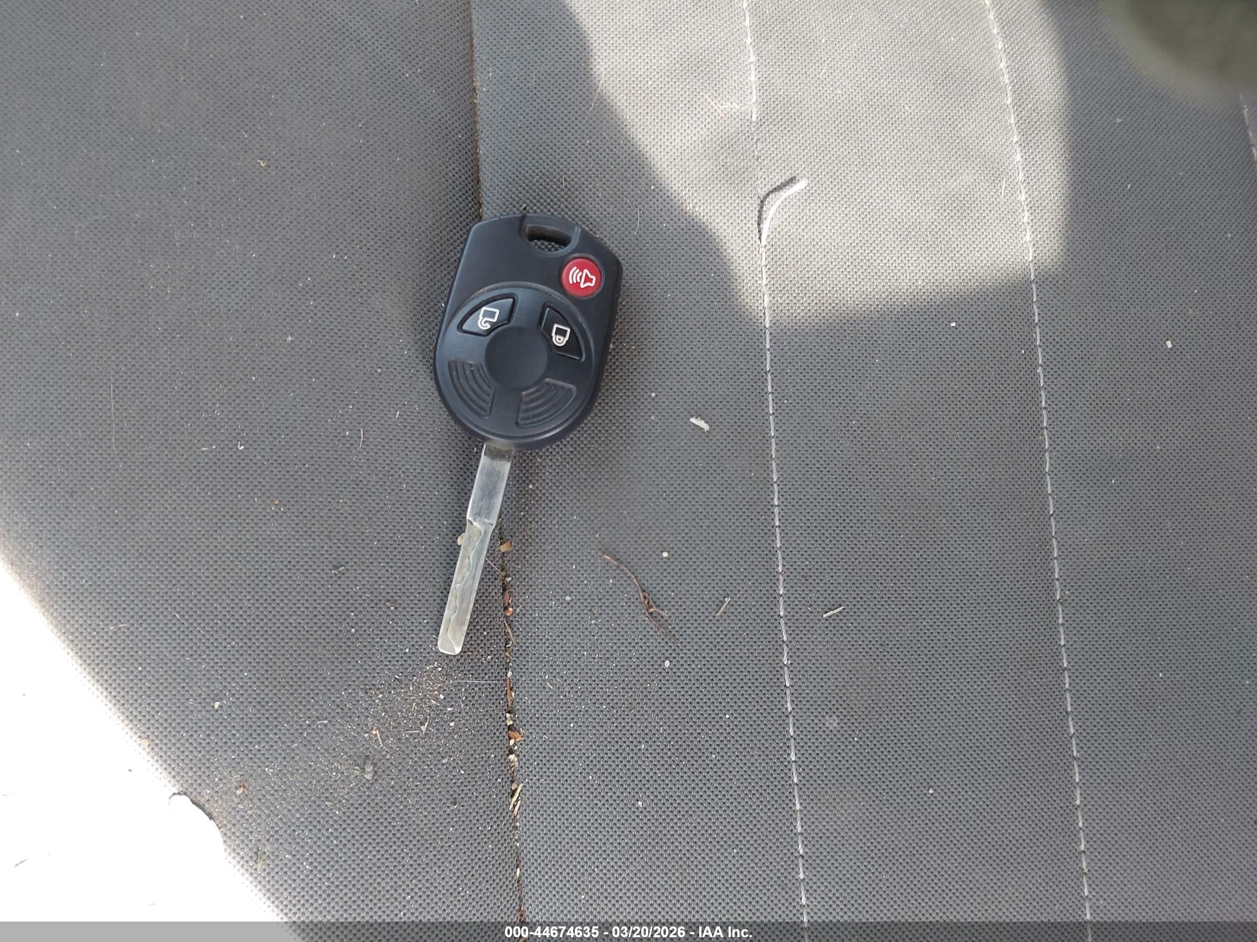 FORD ESCAPE image 11