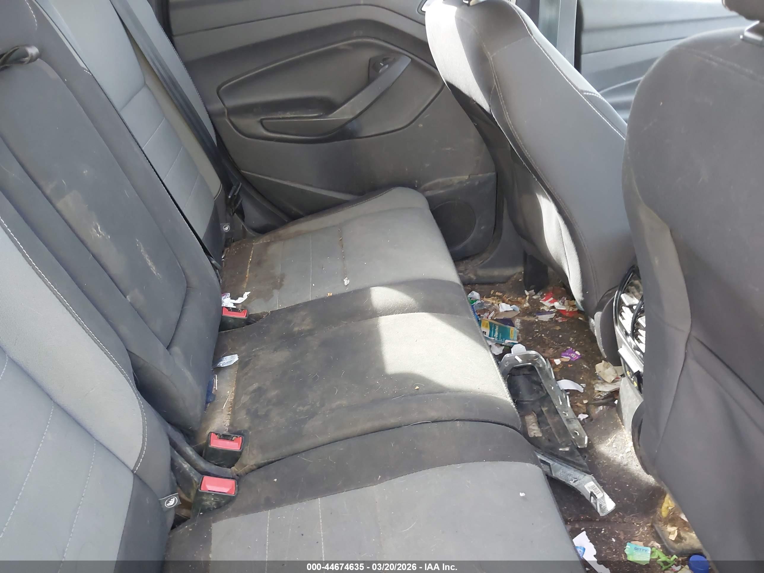 FORD ESCAPE image 8