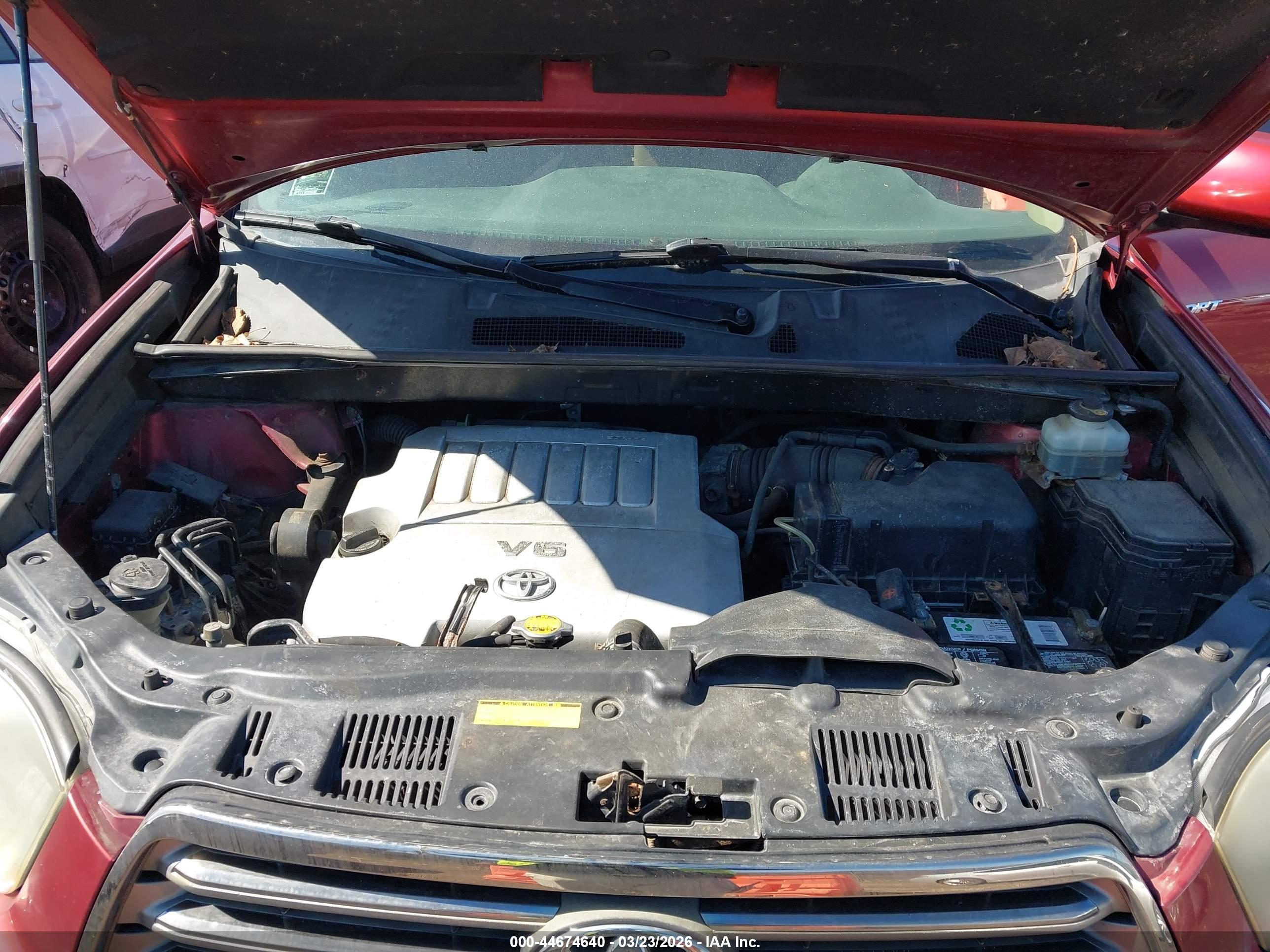 TOYOTA HIGHLANDER image 10