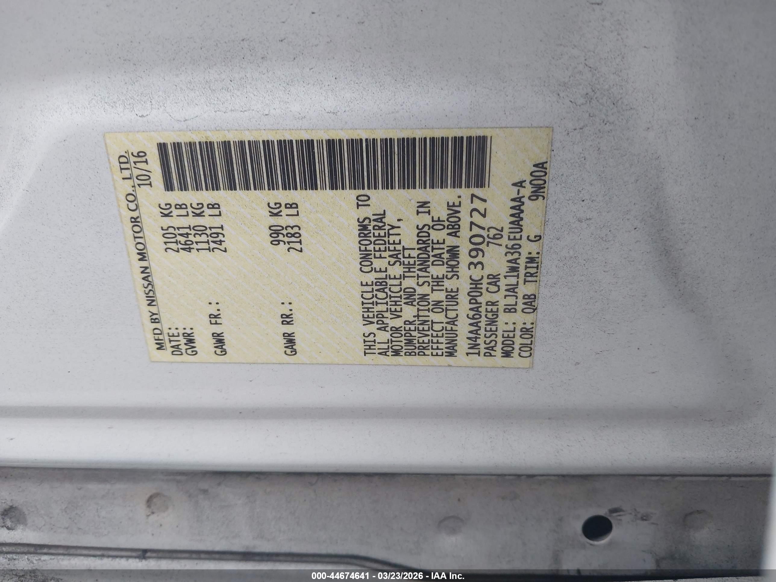 NISSAN MAXIMA image 9