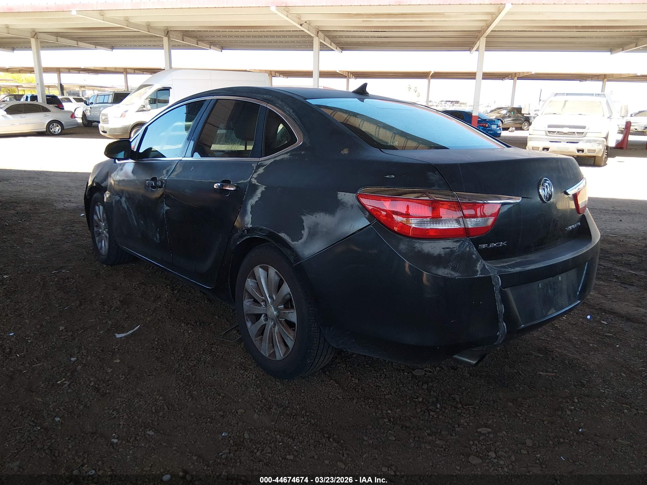 BUICK VERANO image 3