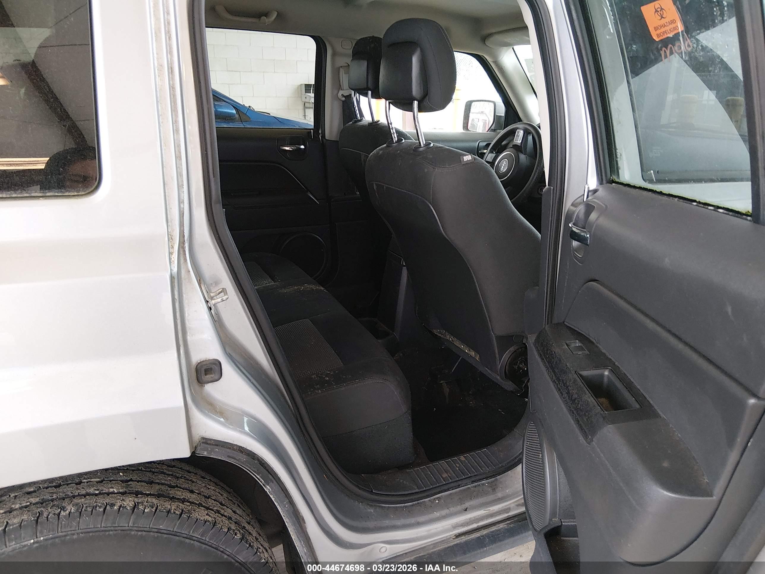 JEEP PATRIOT image 8