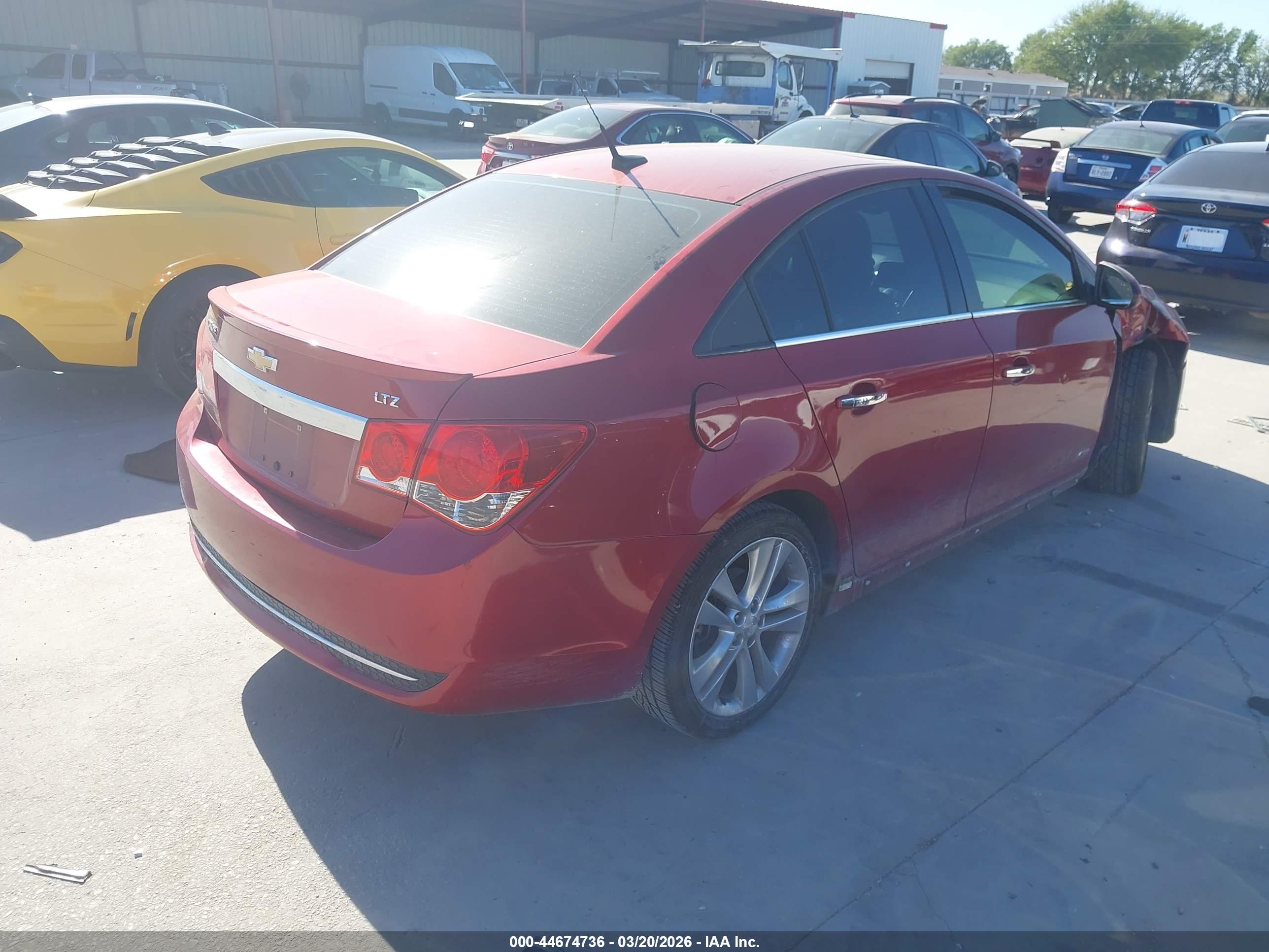 CHEVROLET CRUZE image 4