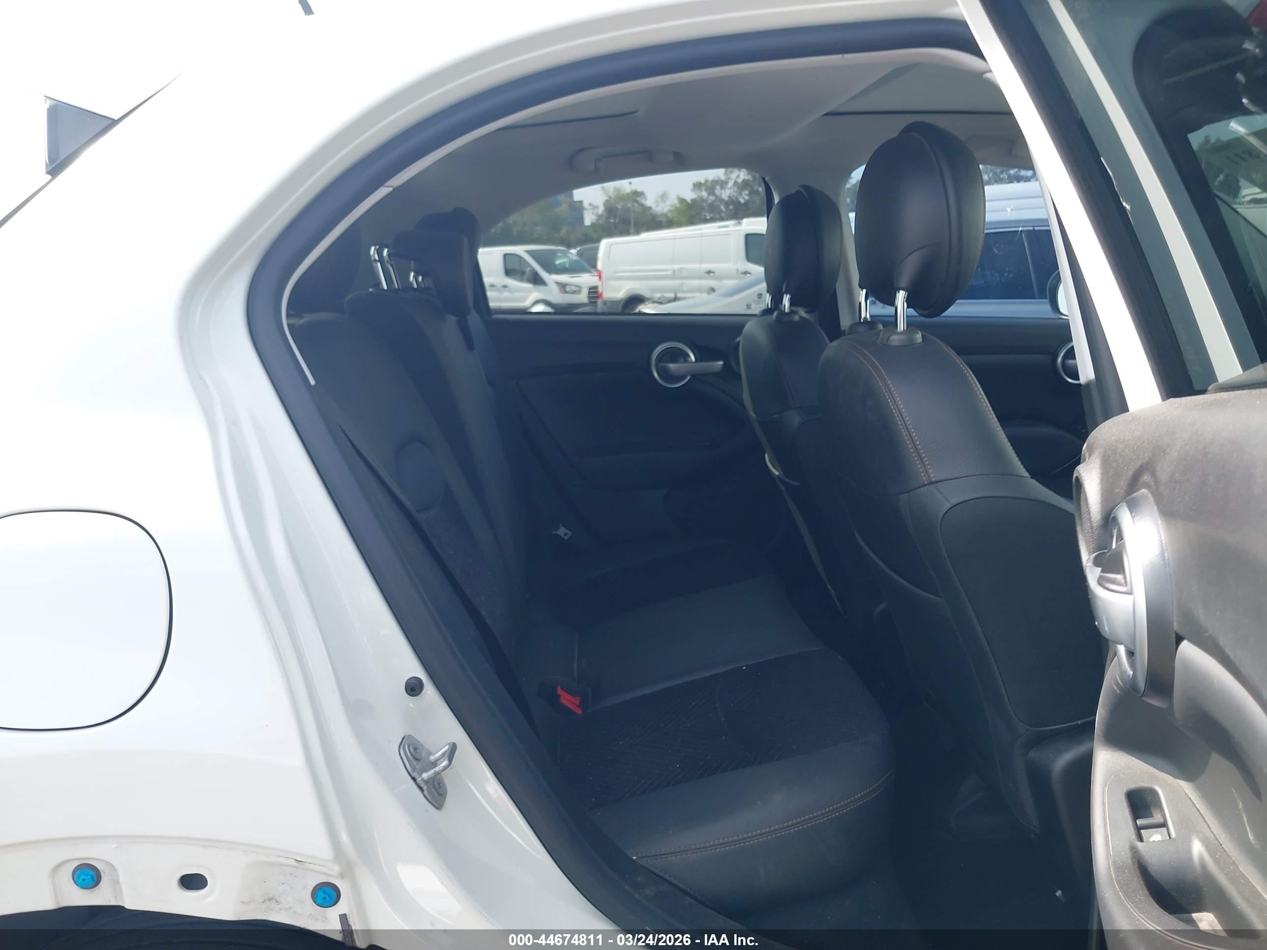 FIAT 500X image 8