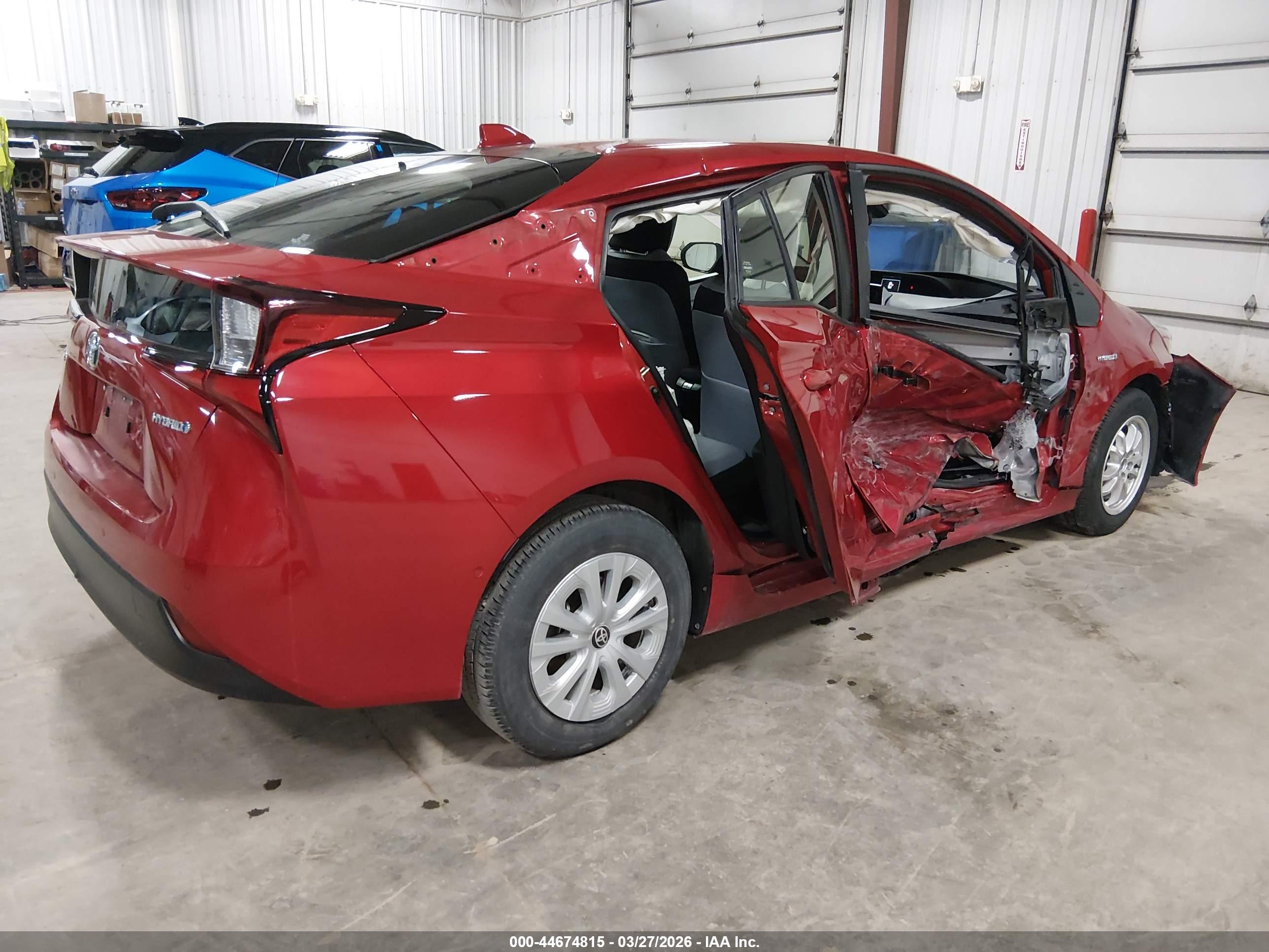TOYOTA PRIUS image 4
