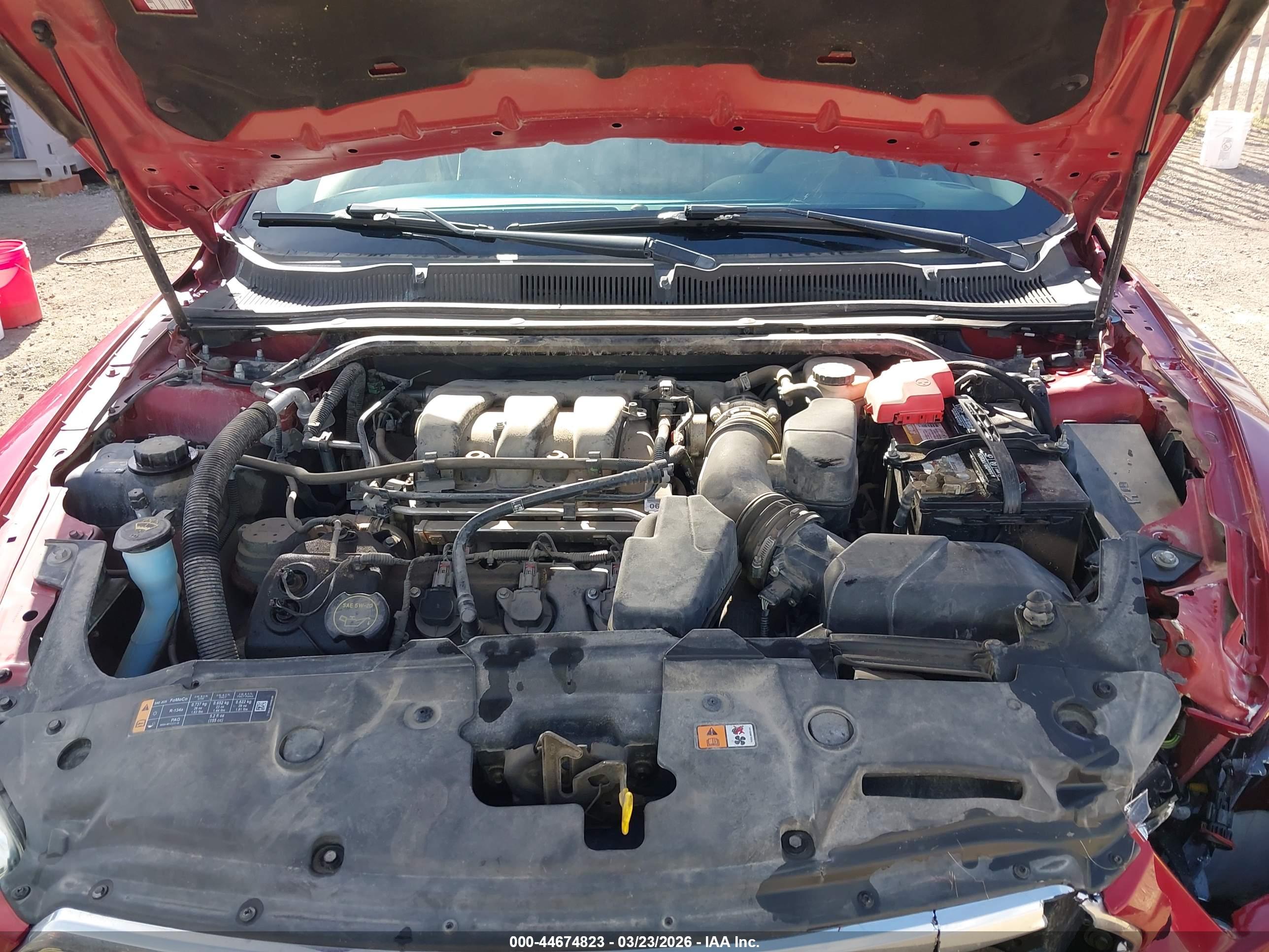 FORD TAURUS image 10