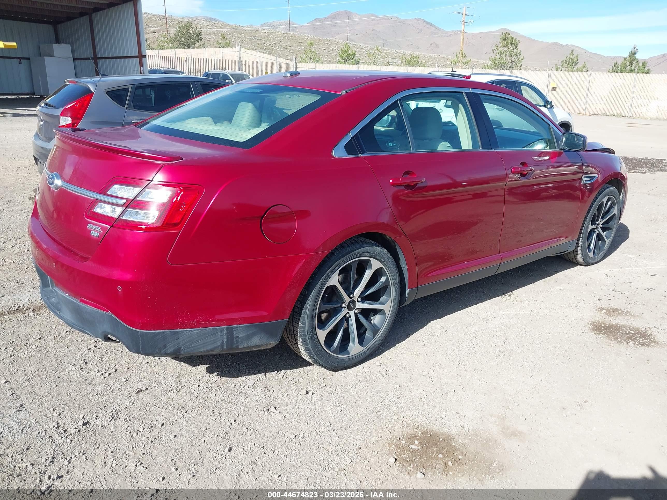 FORD TAURUS image 4