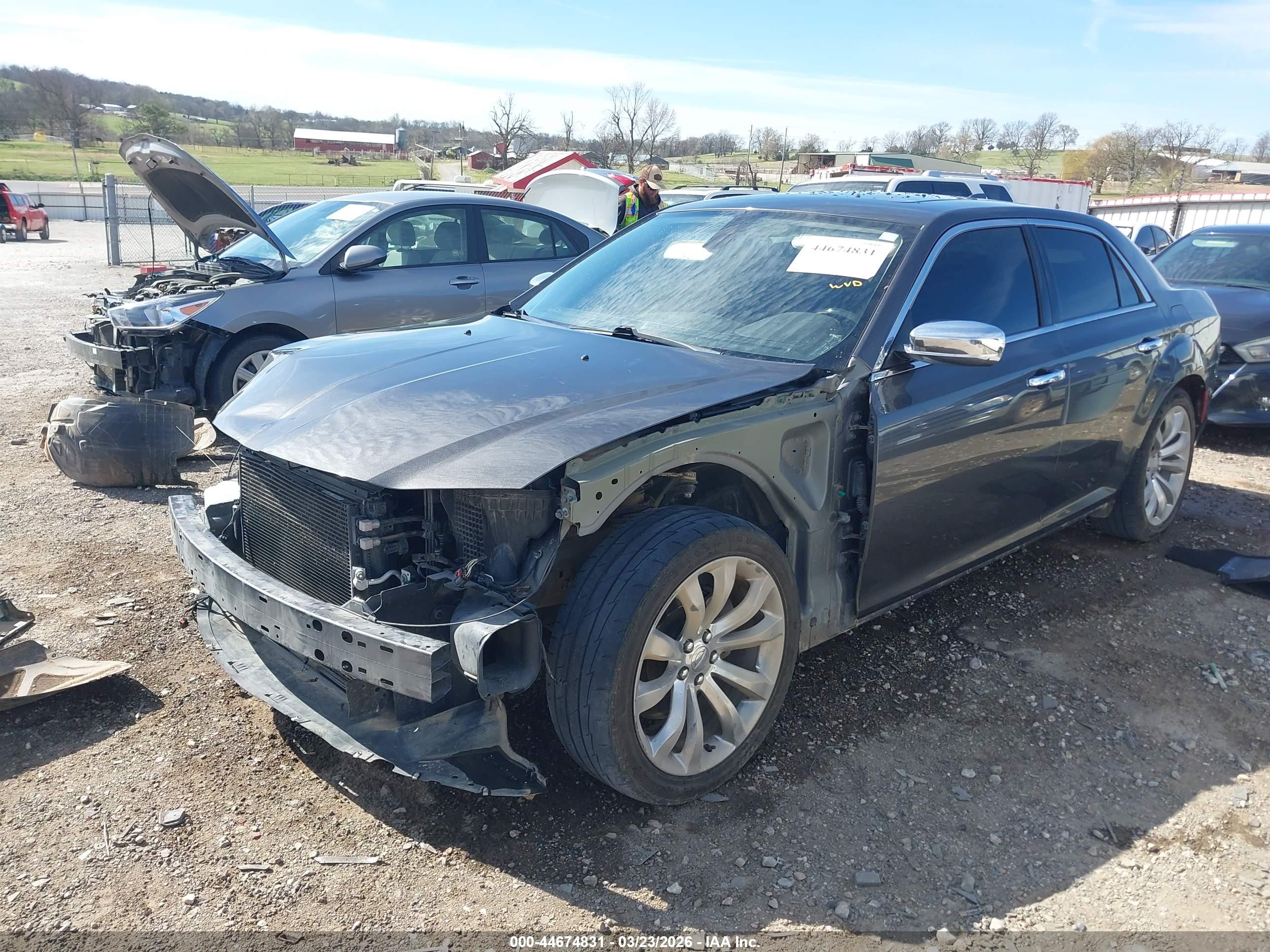 CHRYSLER 300 image 6