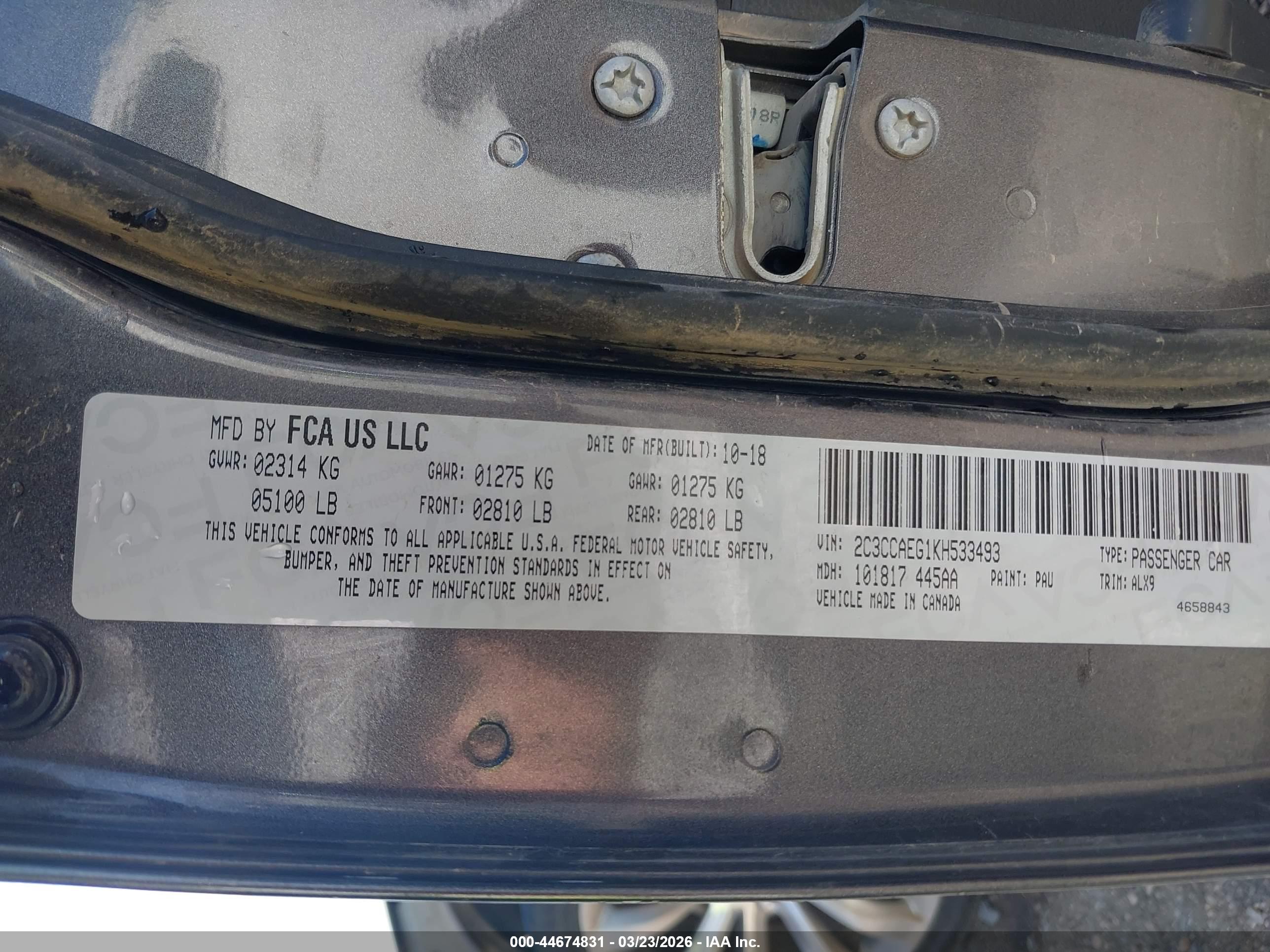 CHRYSLER 300 image 9