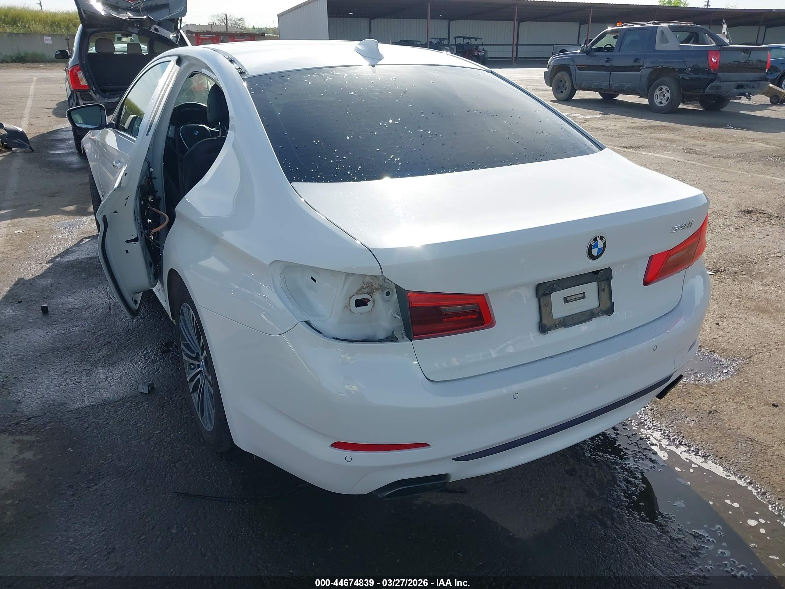 BMW 540I image 3