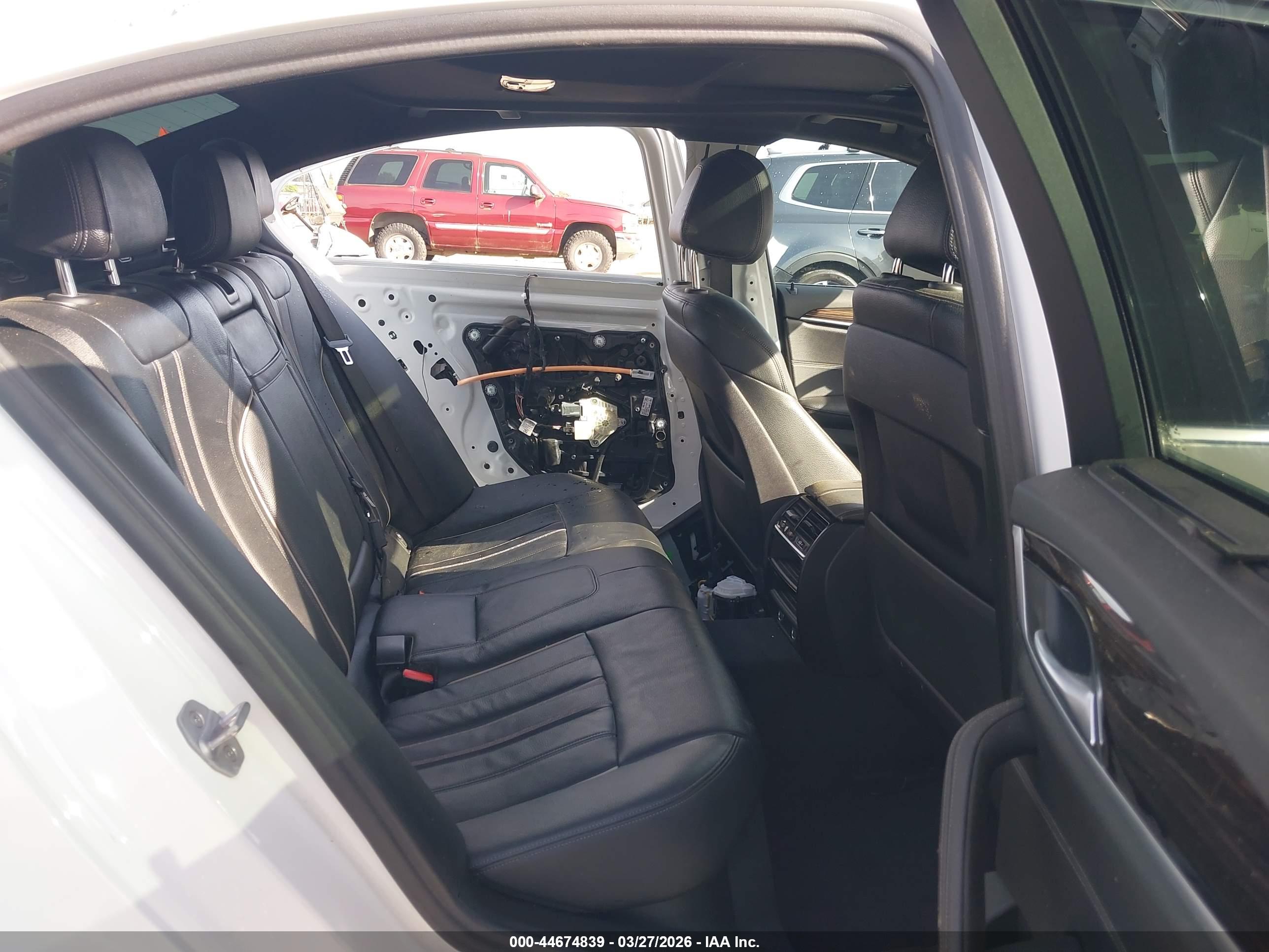 BMW 540I image 8
