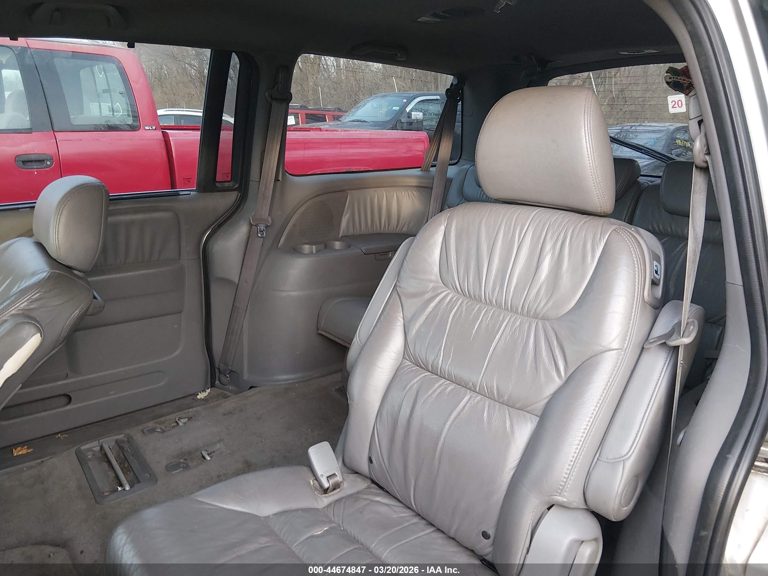 HONDA ODYSSEY image 8