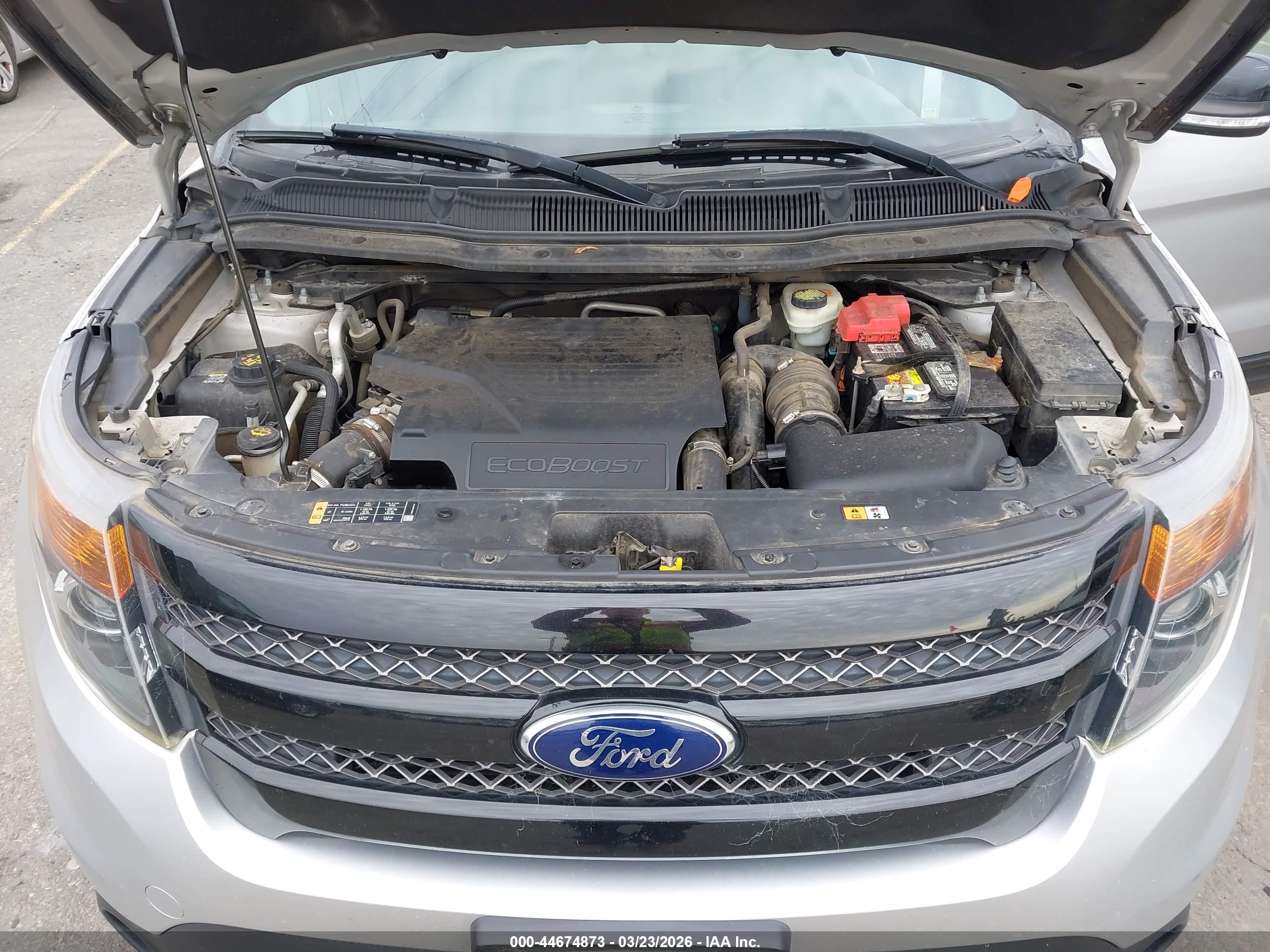 FORD EXPLORER image 10