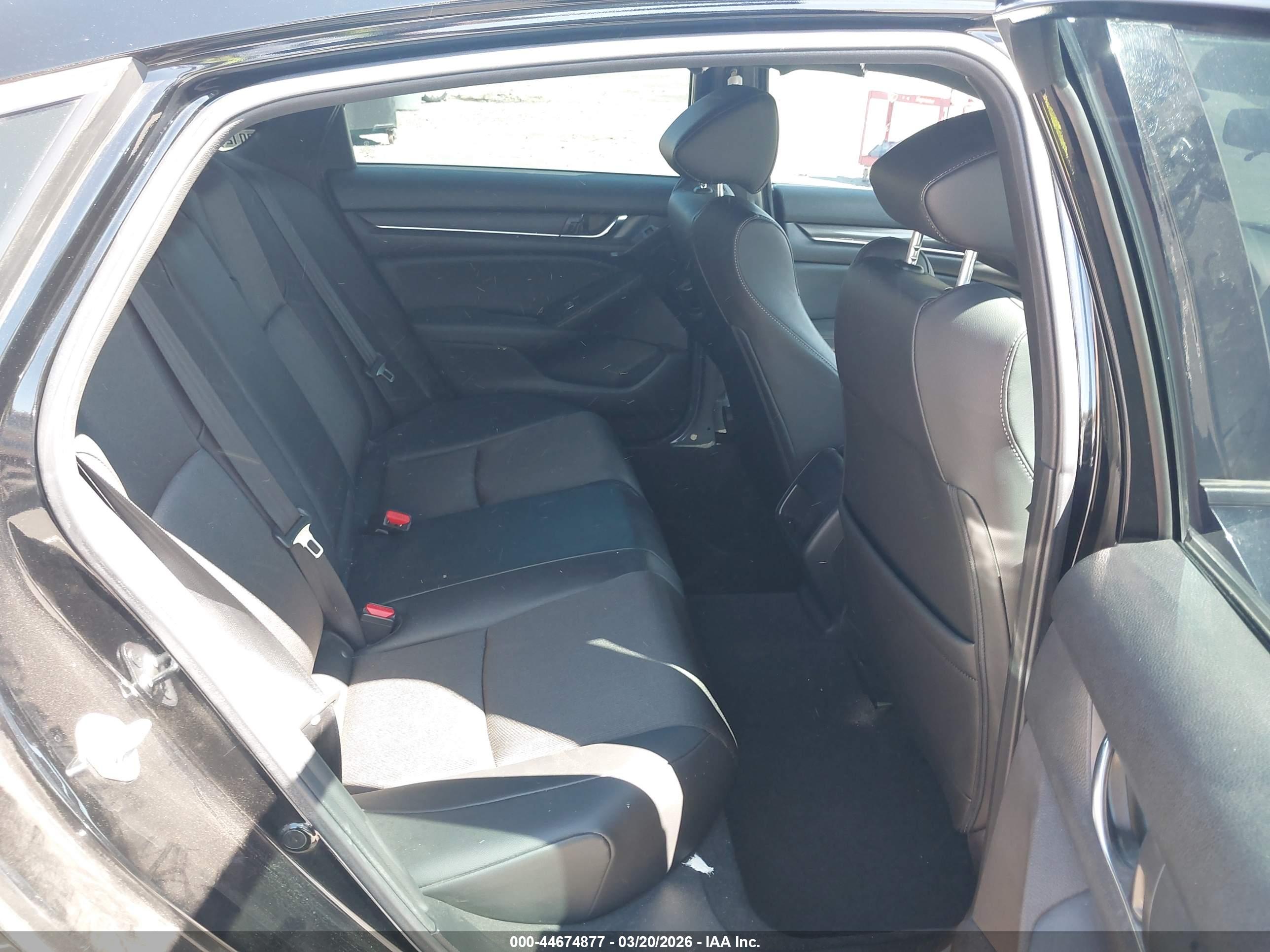 HONDA ACCORD image 8