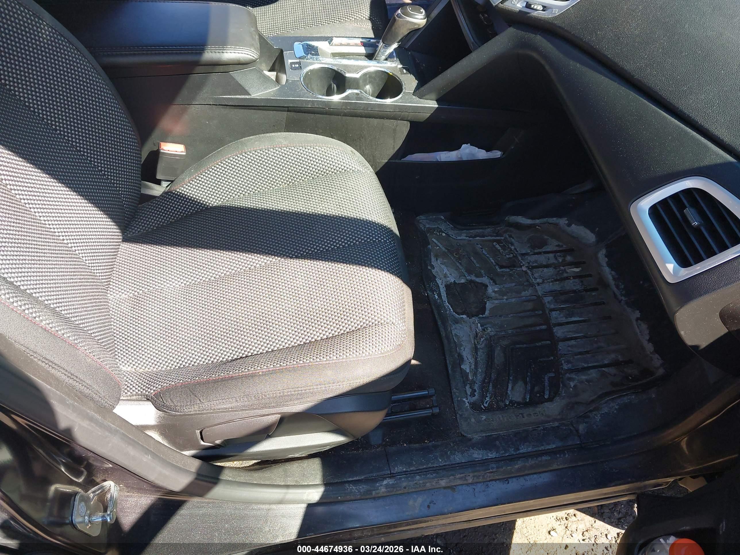 GMC TERRAIN image 5