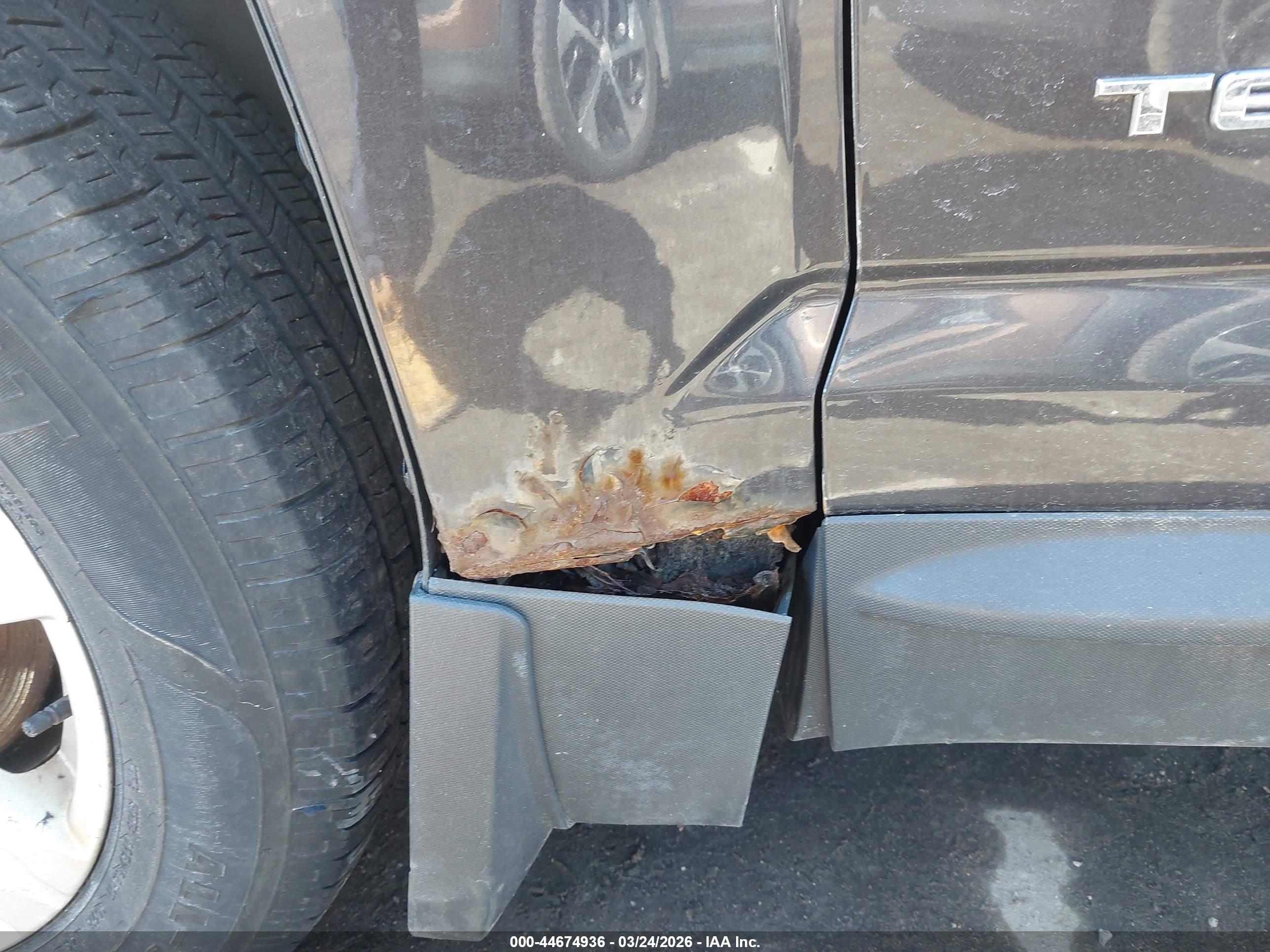 GMC TERRAIN image 6
