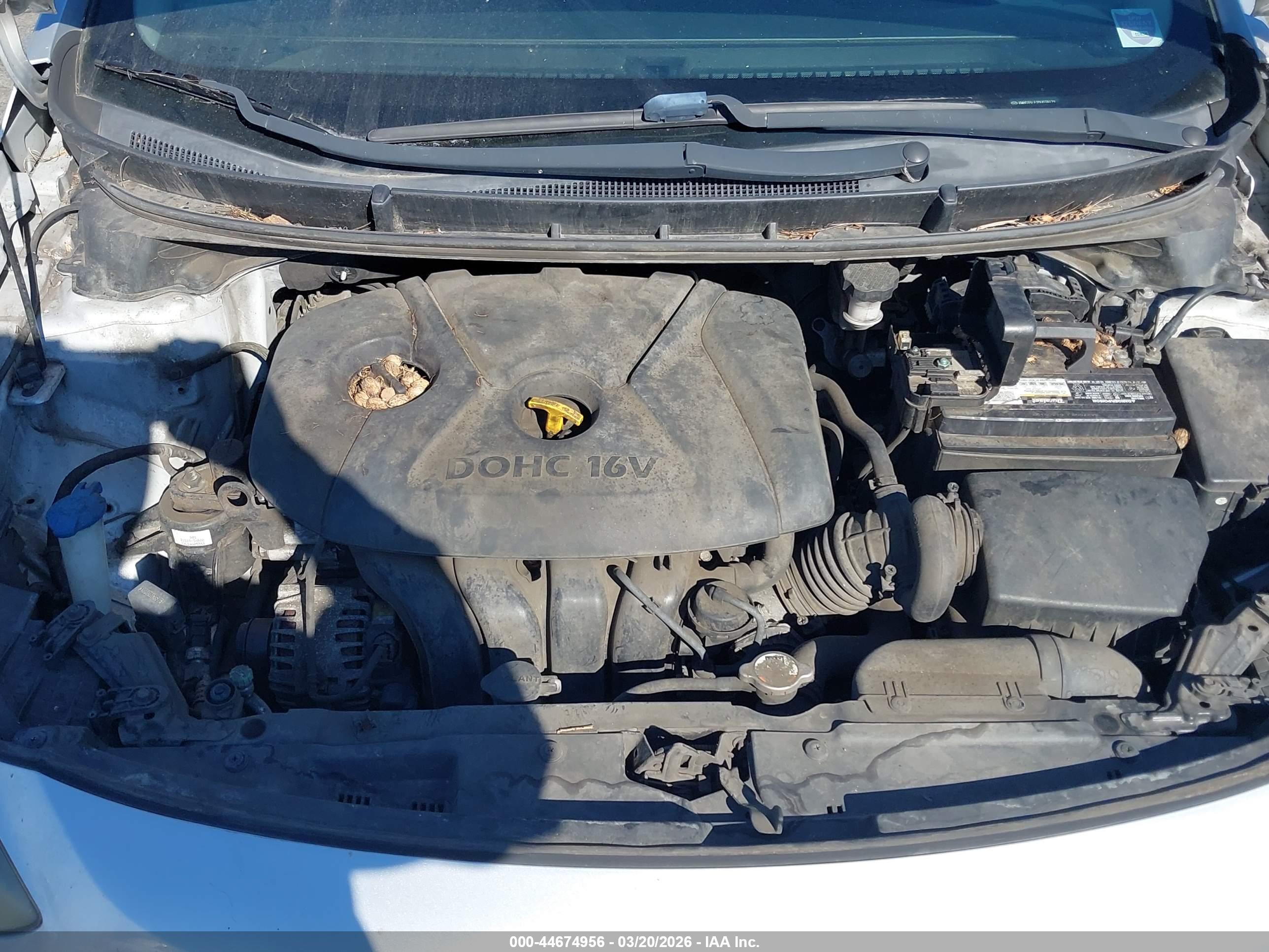 HYUNDAI ELANTRA image 10