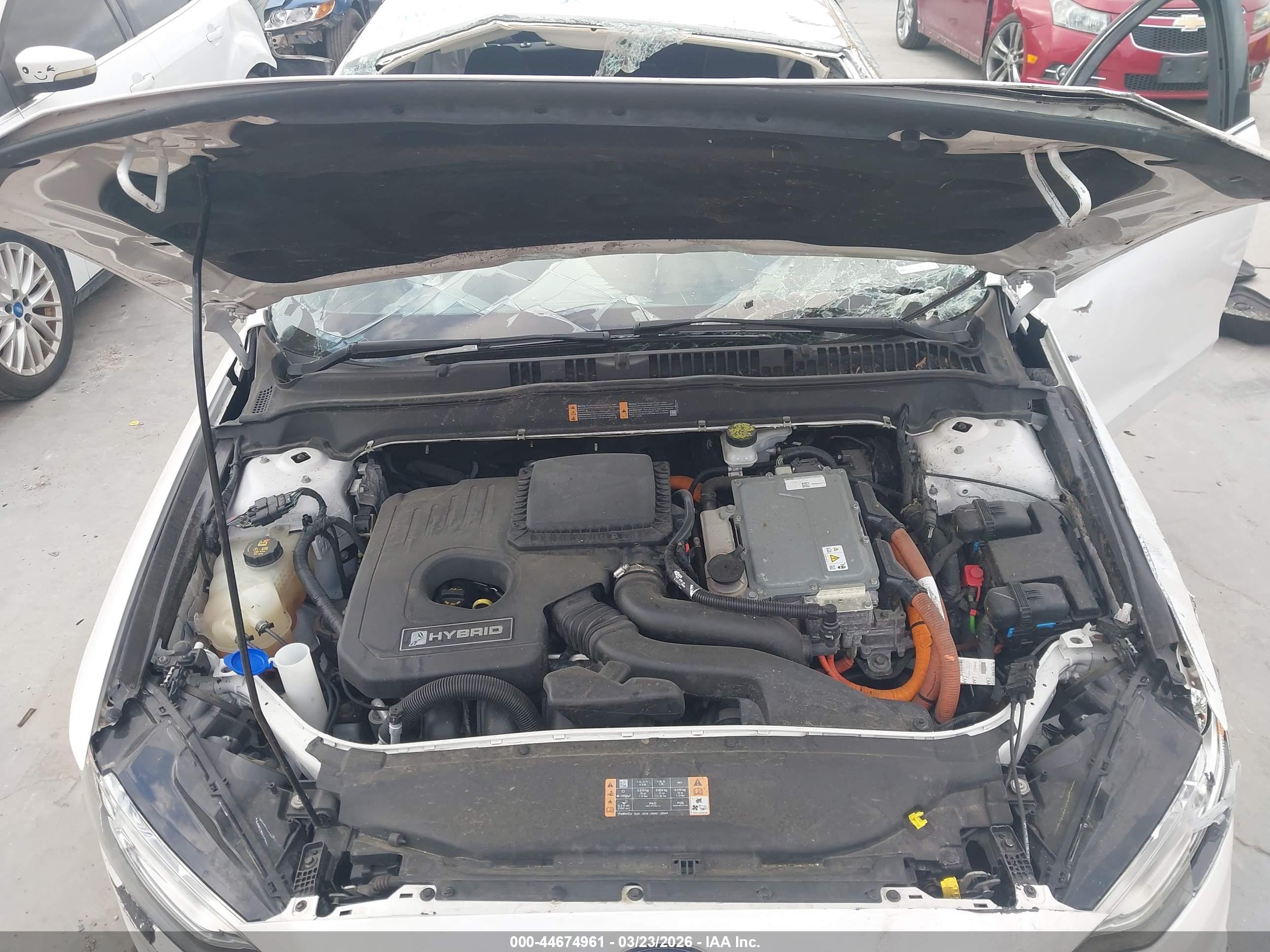 FORD FUSION image 10