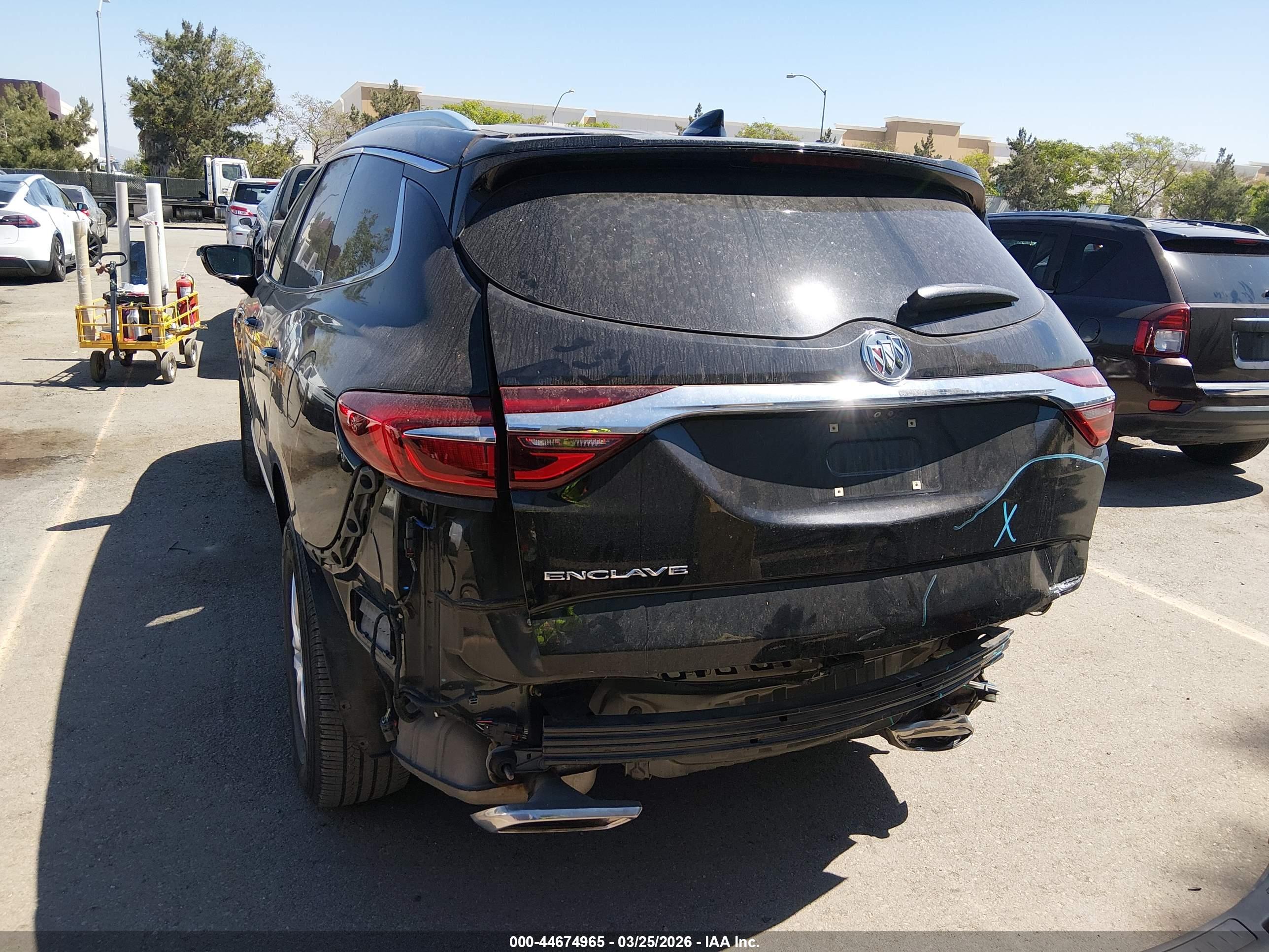 BUICK ENCLAVE image 6