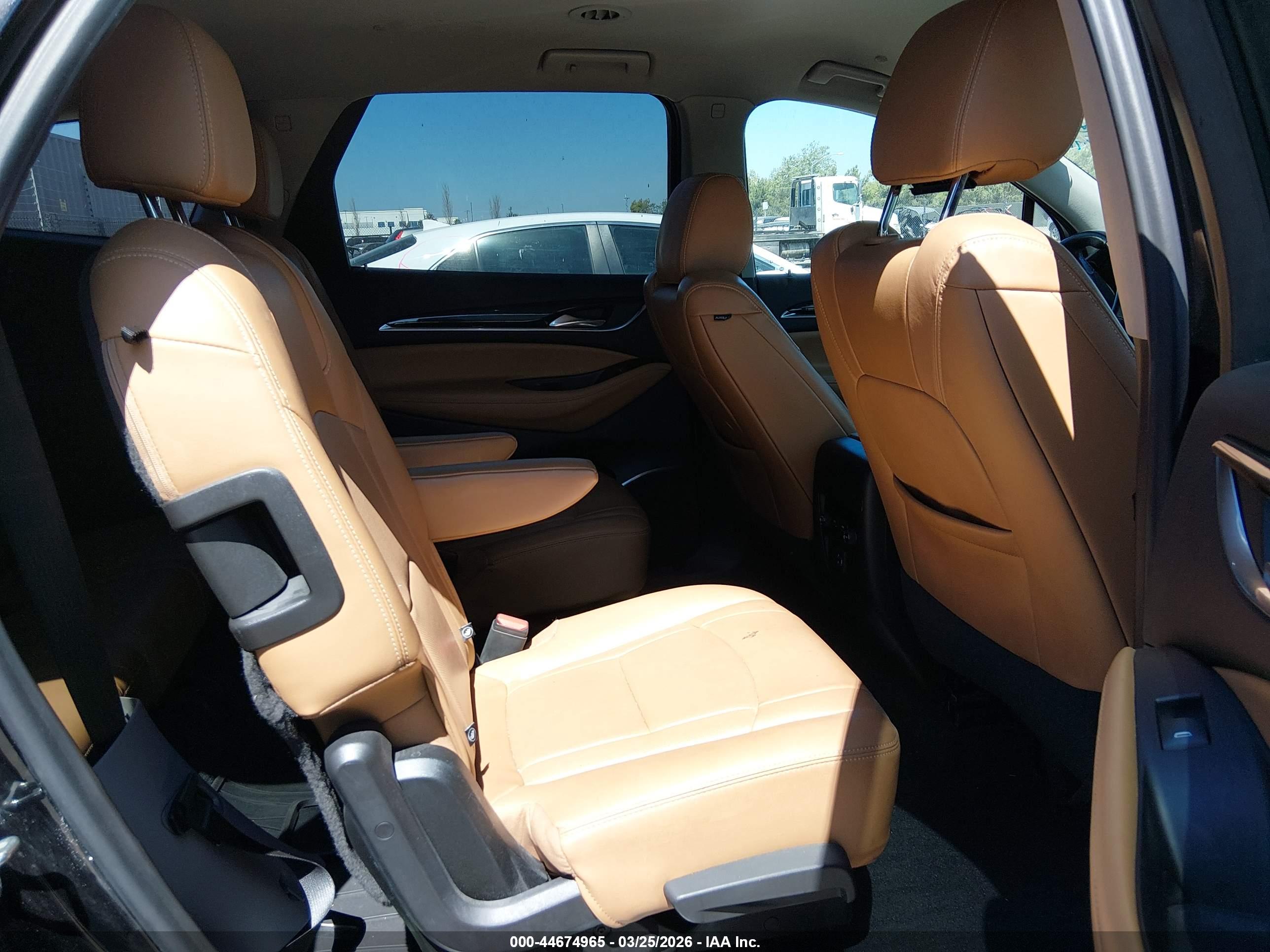 BUICK ENCLAVE image 8