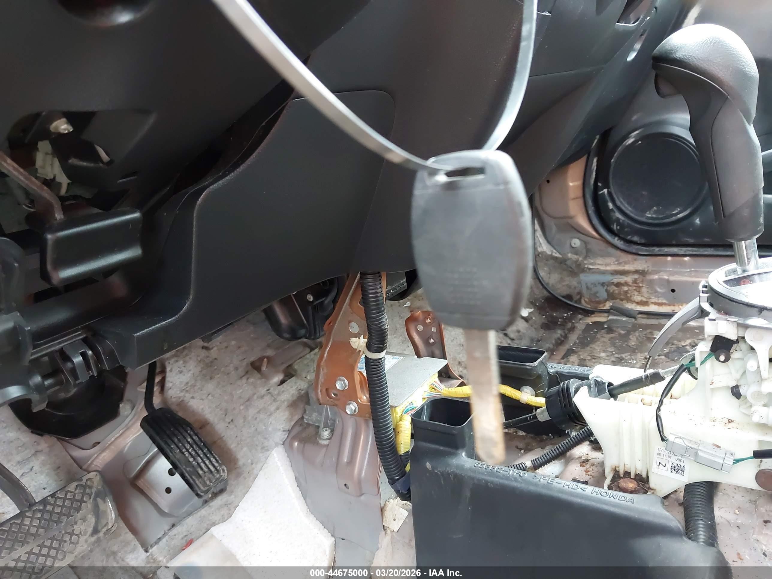HONDA FIT image 11