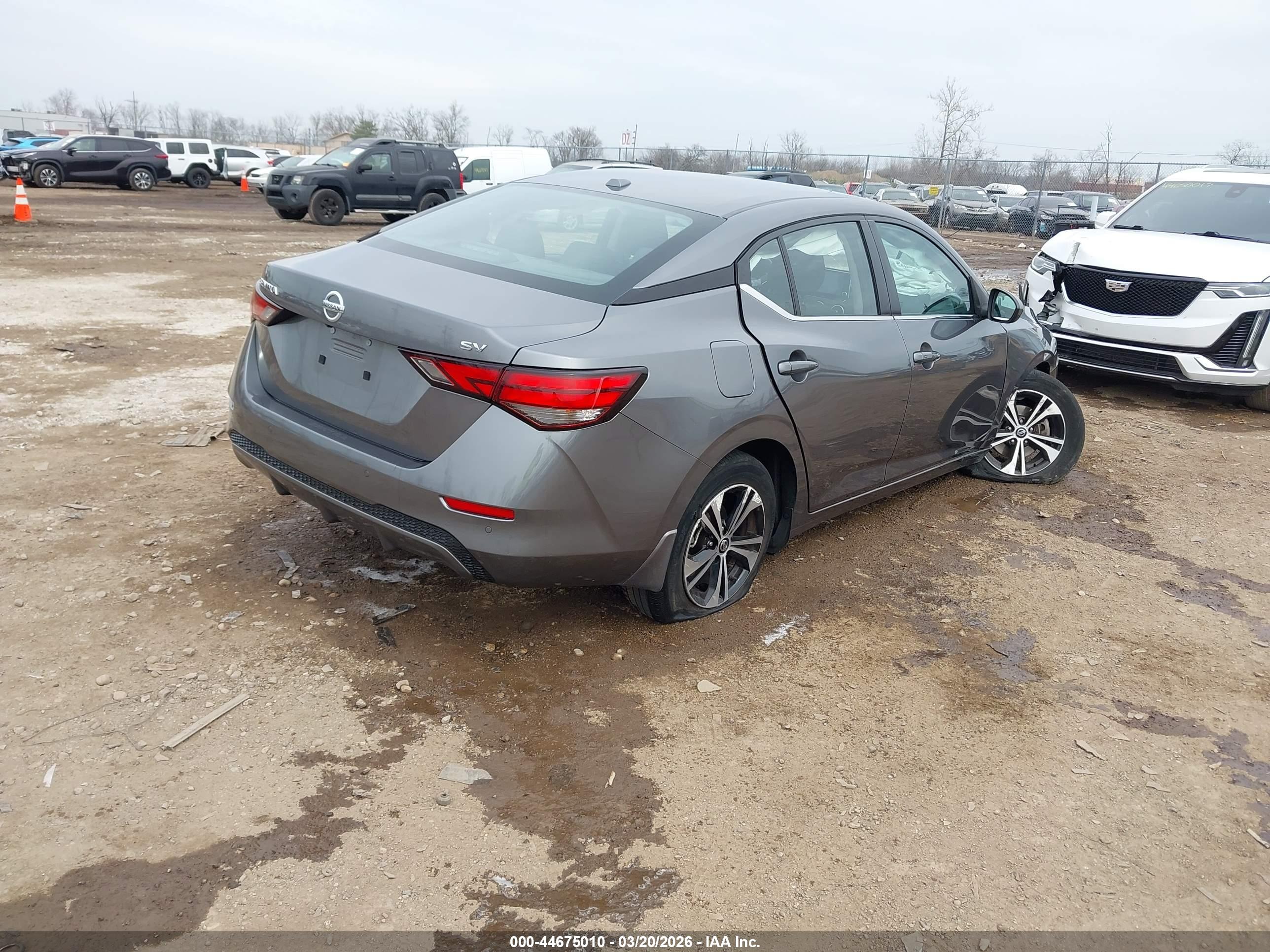 NISSAN SENTRA image 4