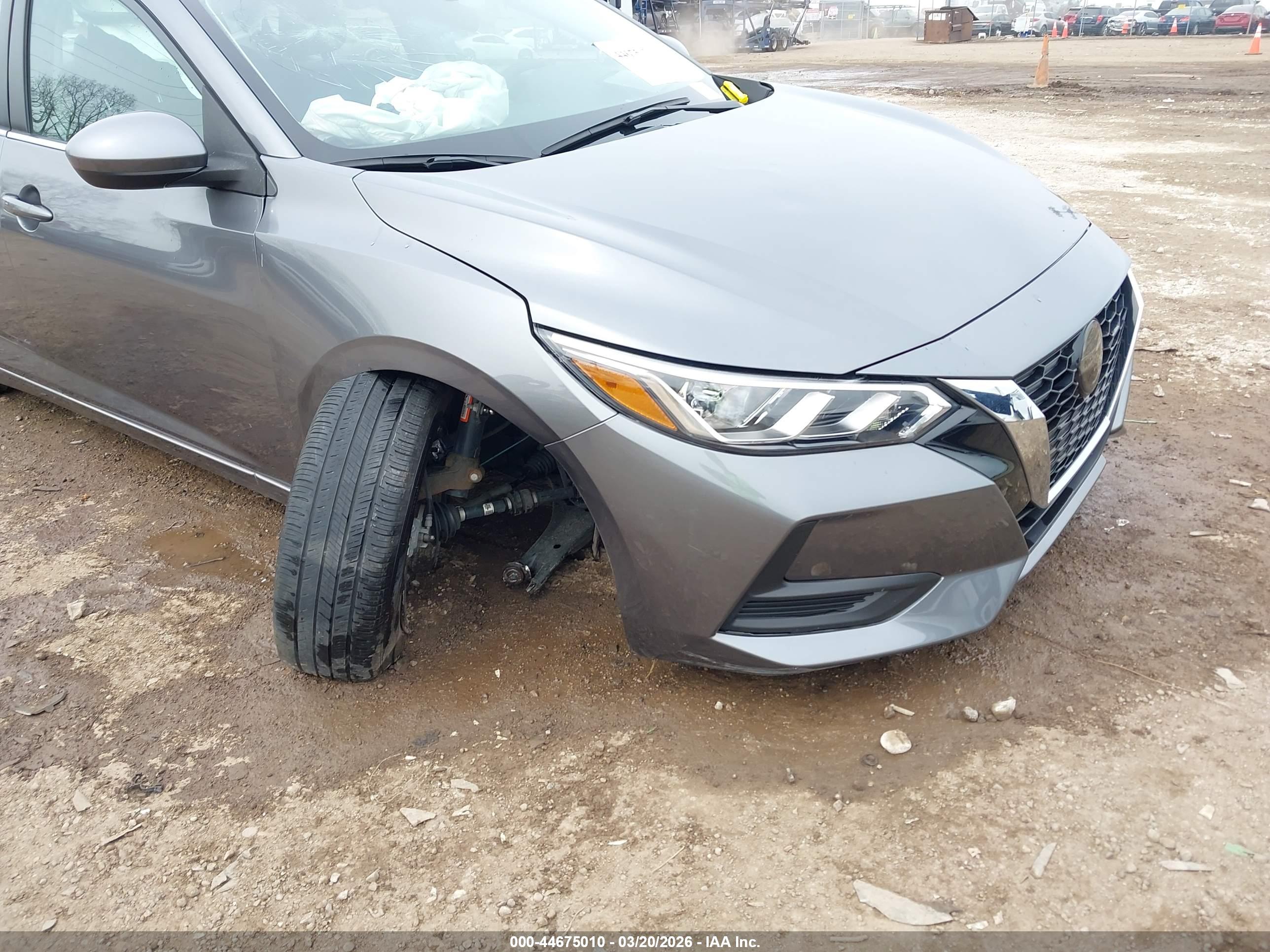 NISSAN SENTRA image 6