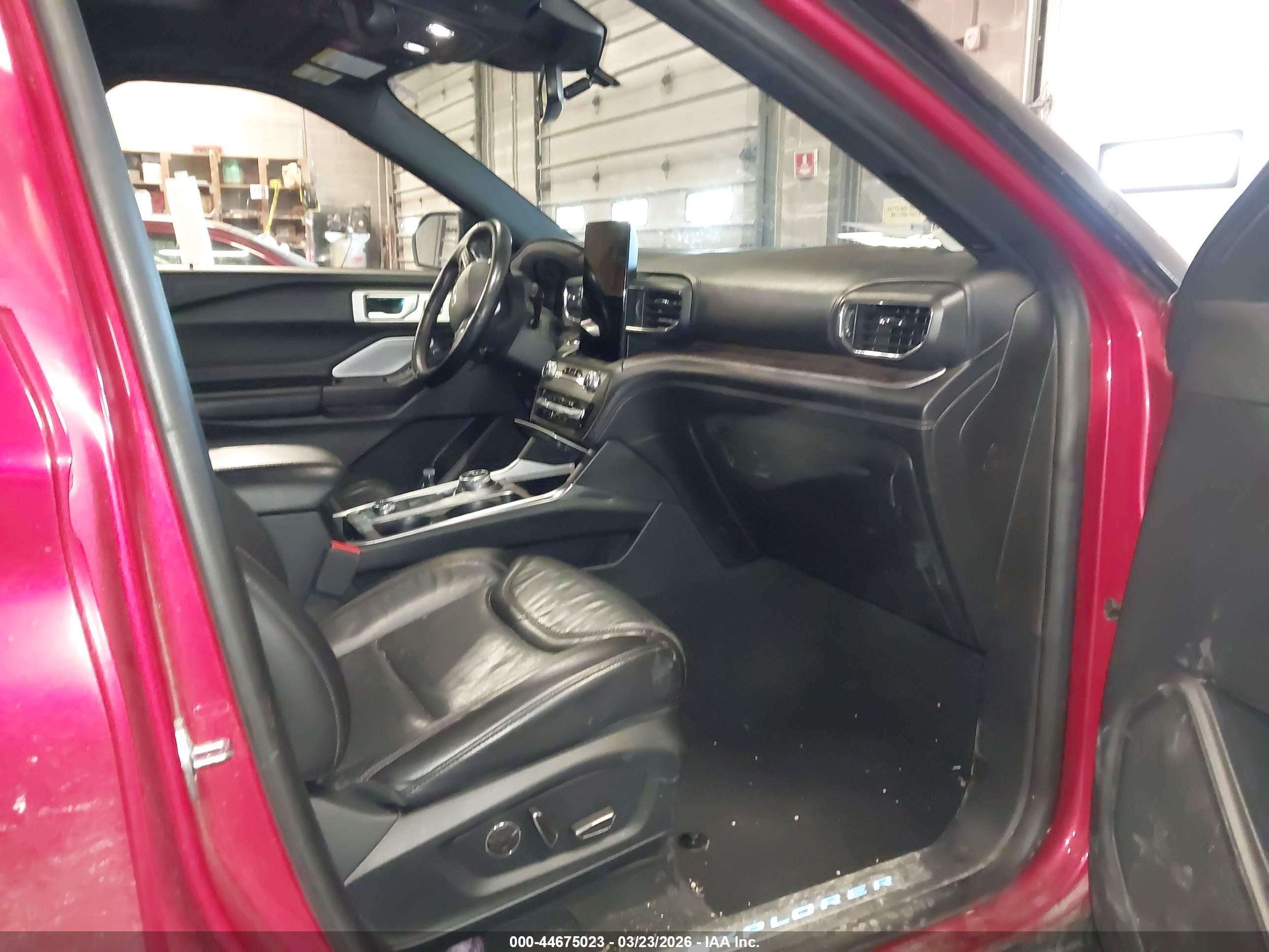 FORD EXPLORER image 5