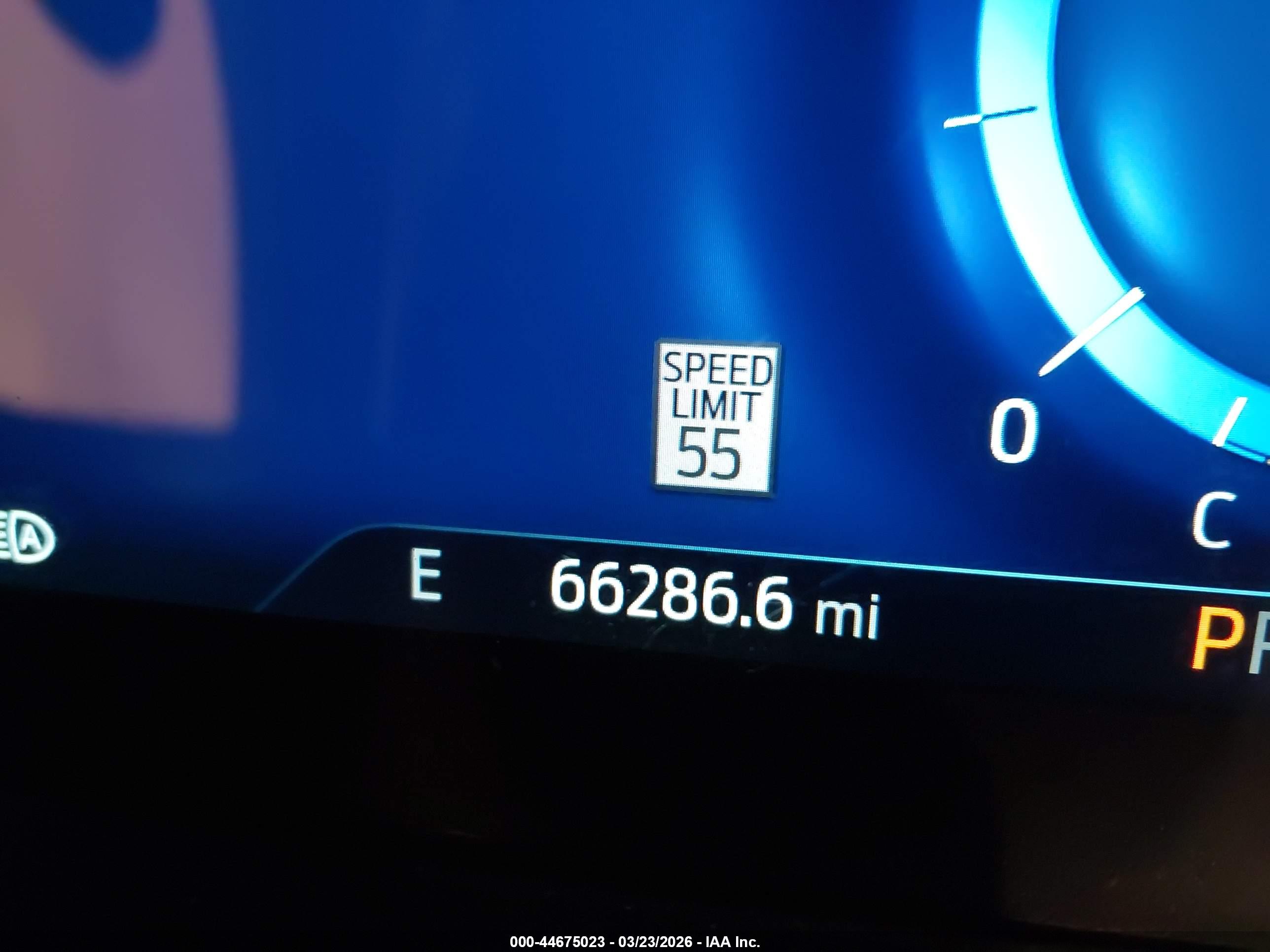 FORD EXPLORER image 7