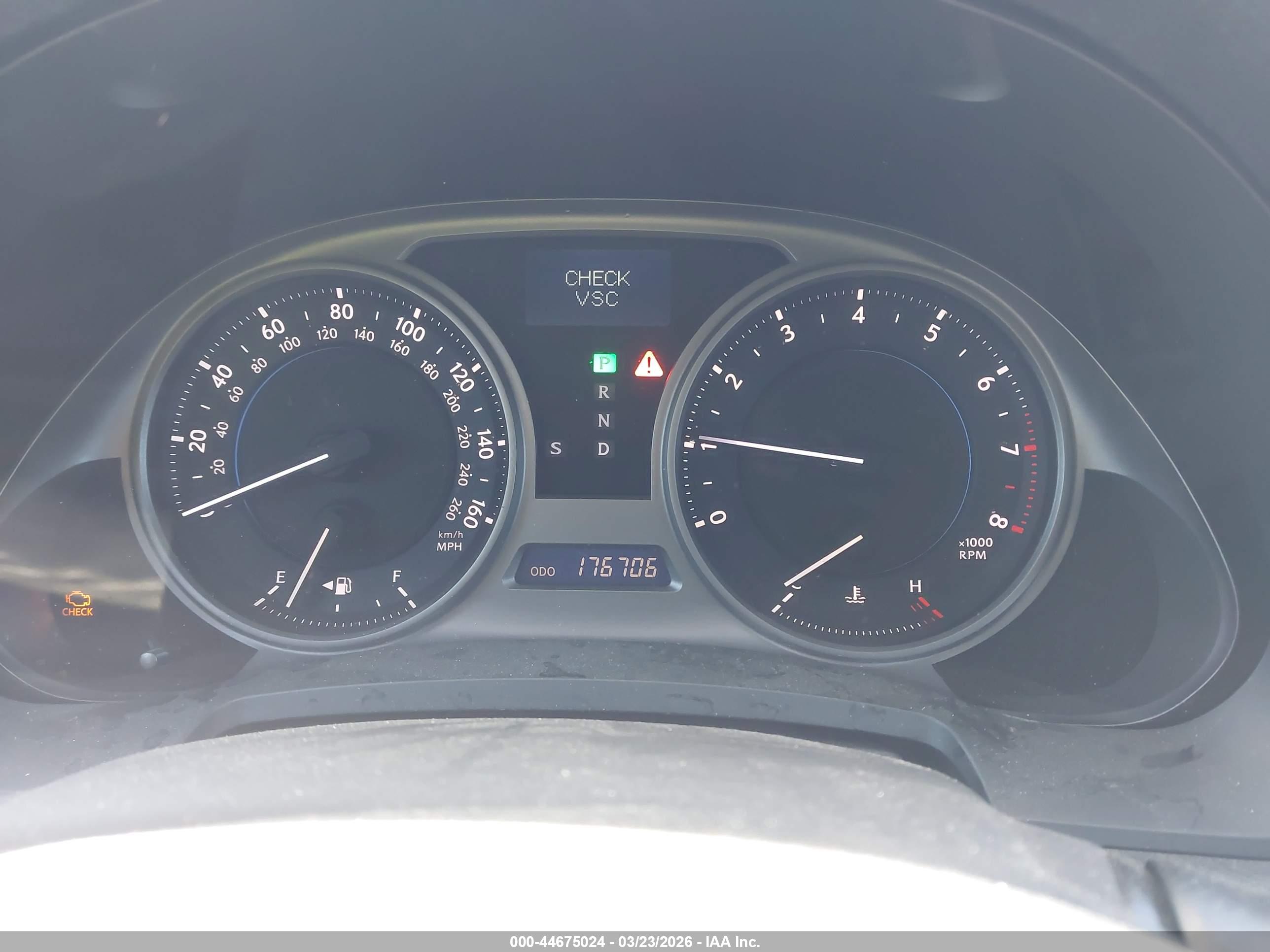 LEXUS IS image 7
